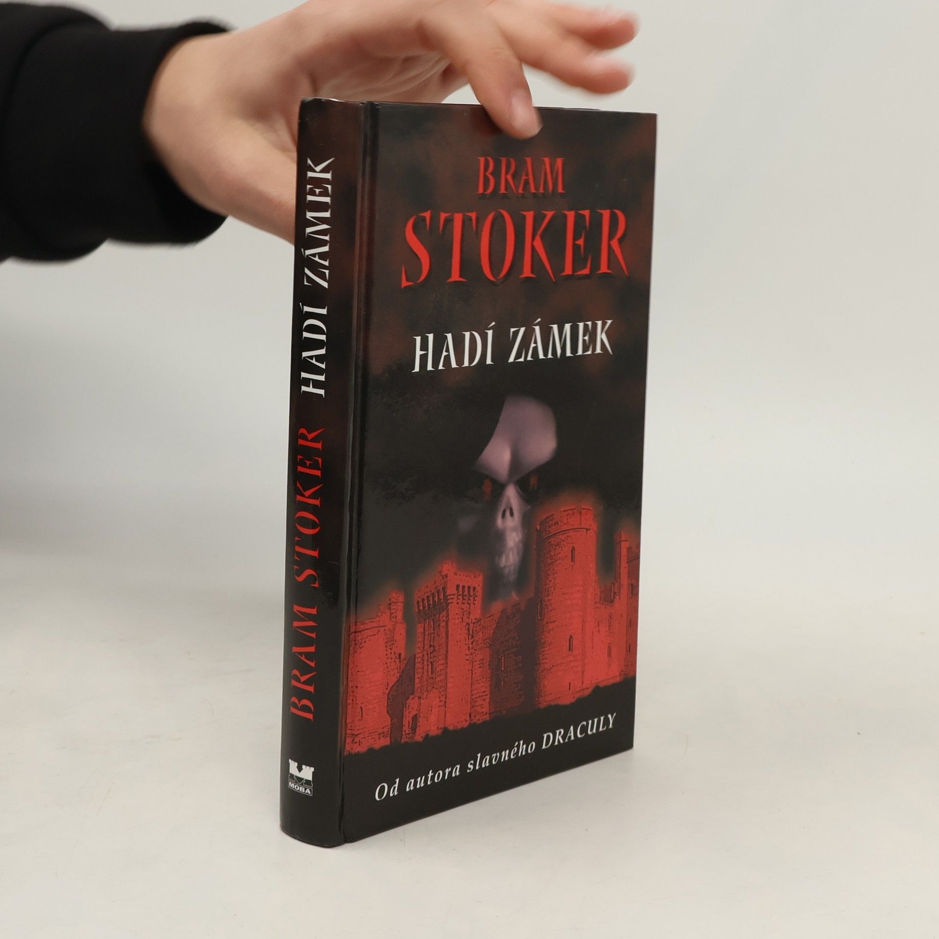 Bram Stoker Hadí zámek