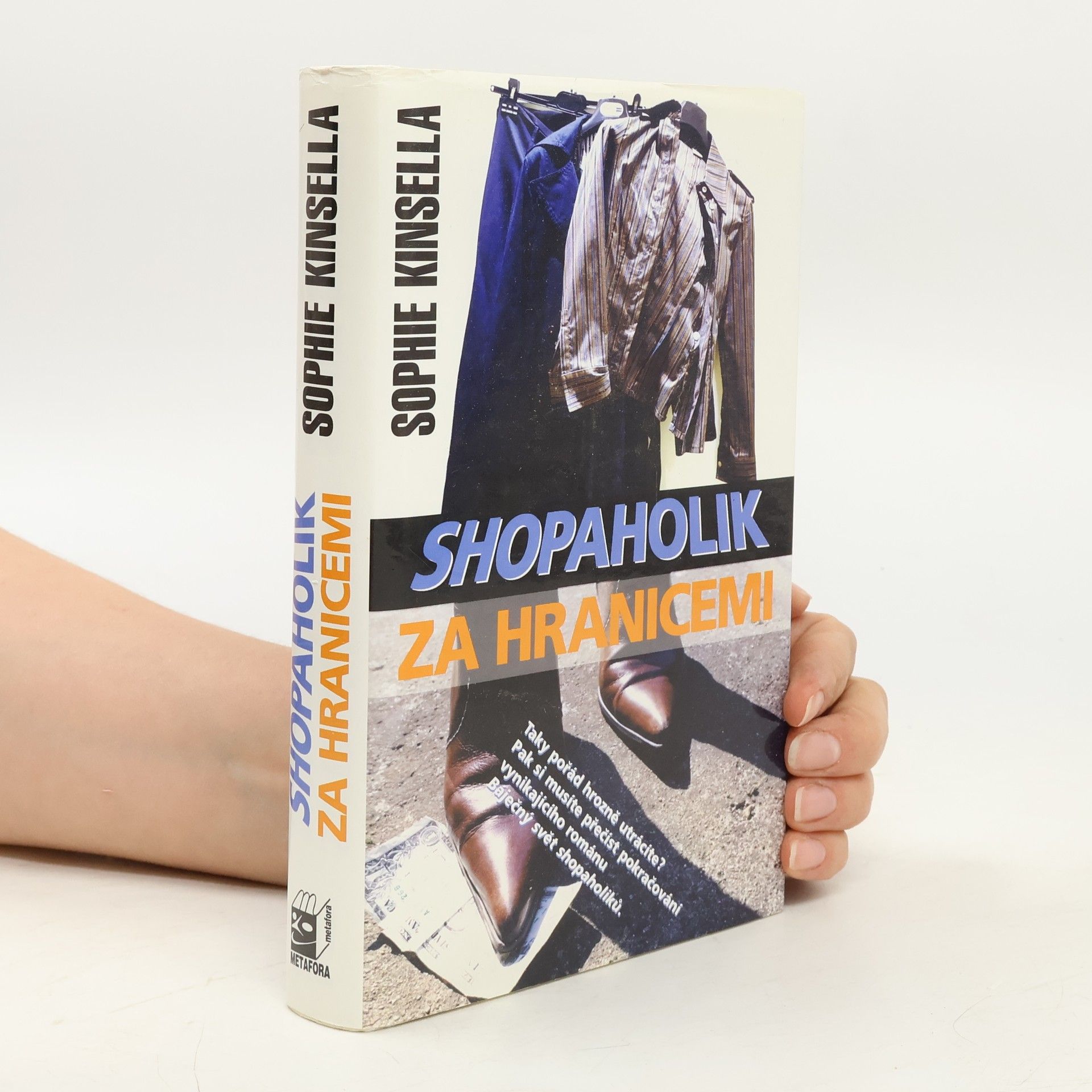 Sophie Kinsella Shopaholik za hranicemi