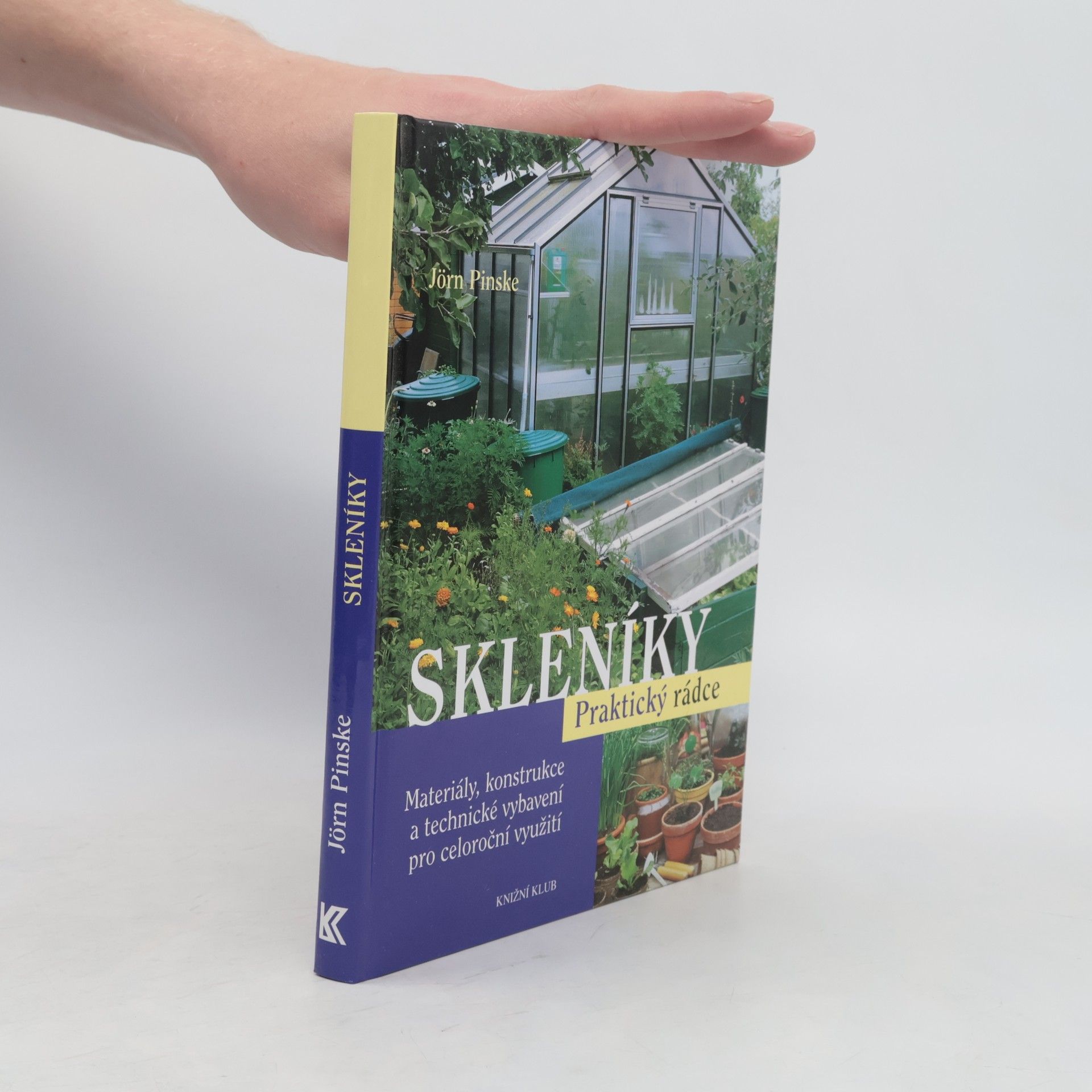 Skleníky: Materiály, konstrukce a technické vybavení pro celoroční využití