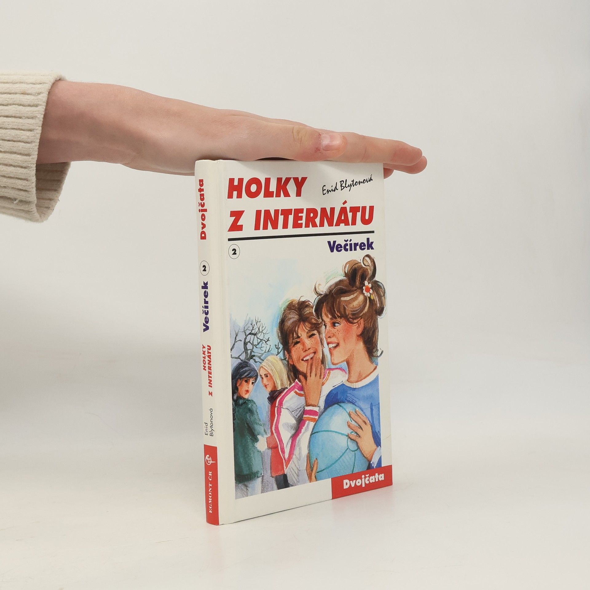 Enid Blyton Holky z internátu 2. Večírek