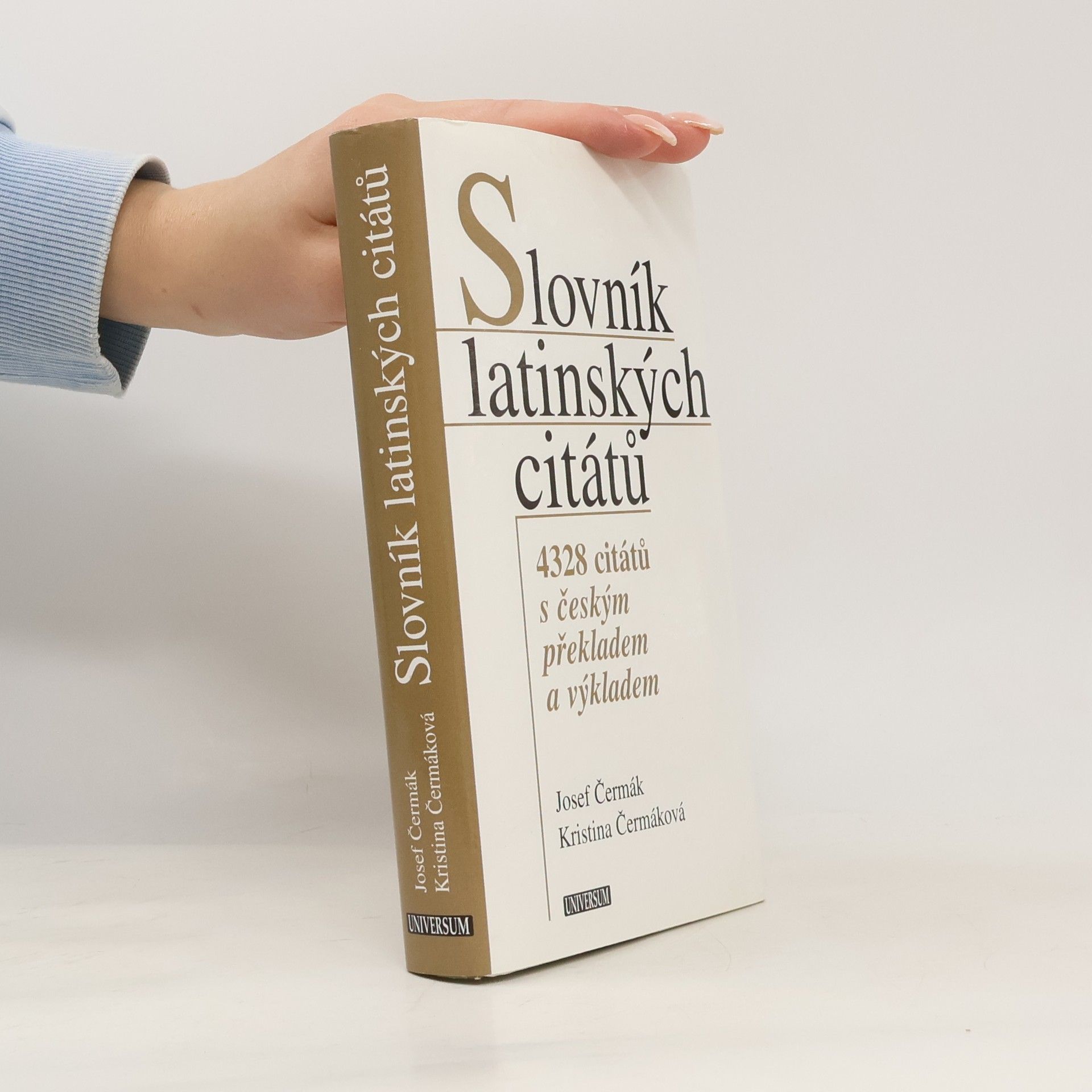 Kristina Hellerová Slovník latinských citátů