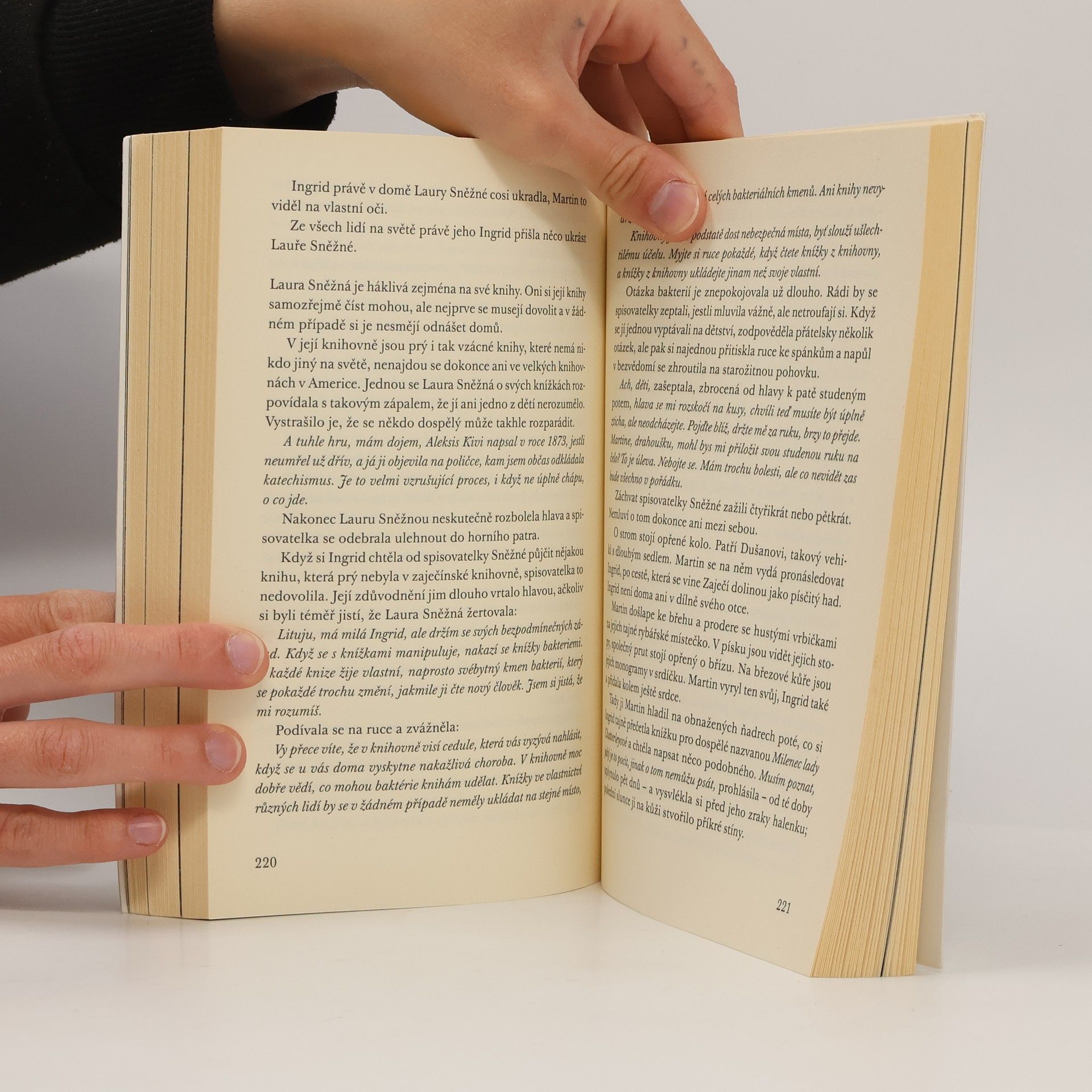 Pasi Ilmari Jääskeläinen Literární spolek Laury Sněžné