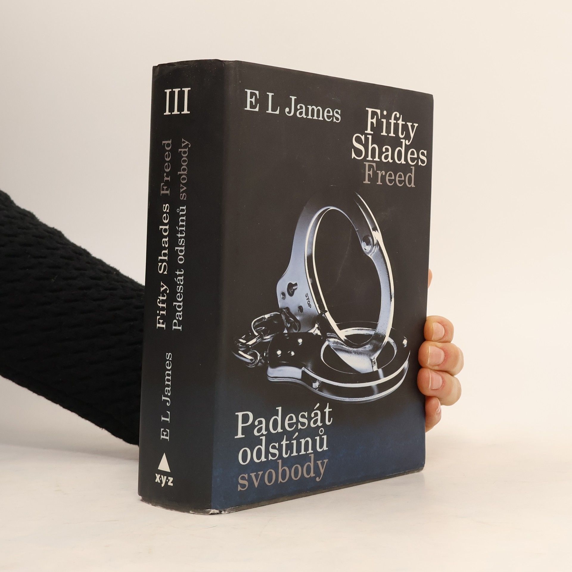 E. L. James Padesát odstínů svobody