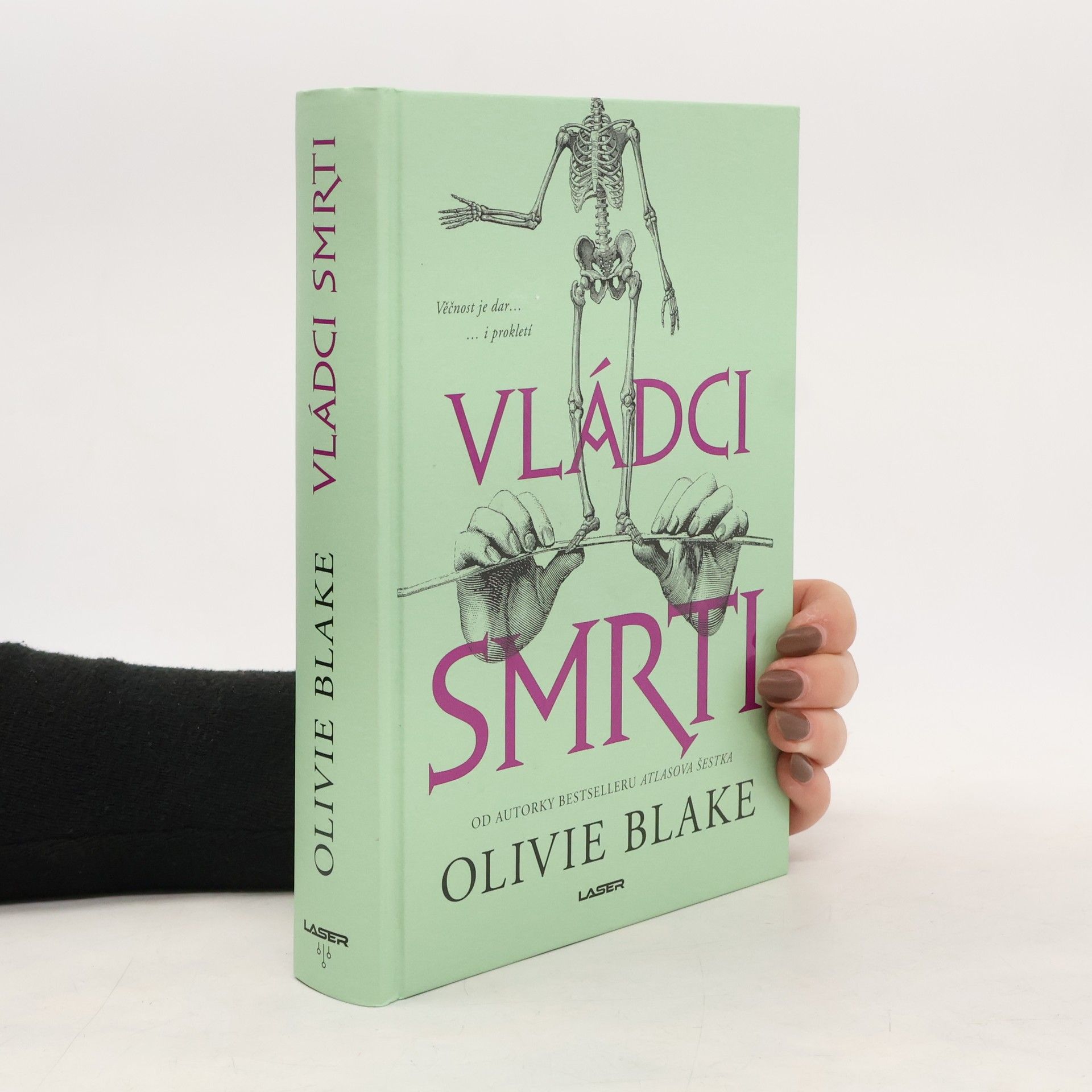 Olivie Blake Vládci smrti
