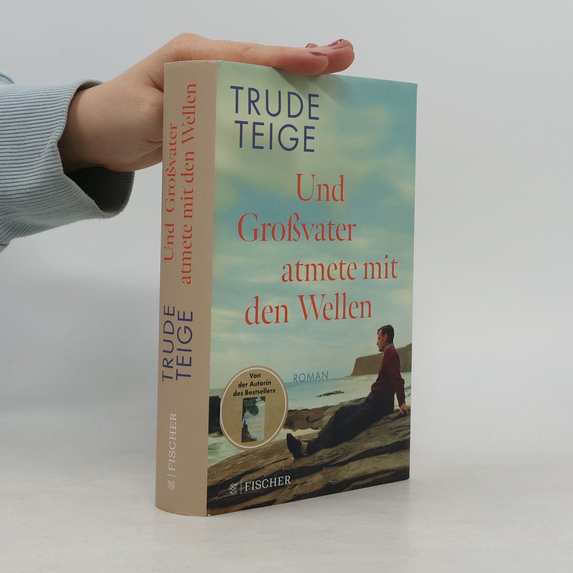 Trude Teige Und Großvater atmete mit den Wellen