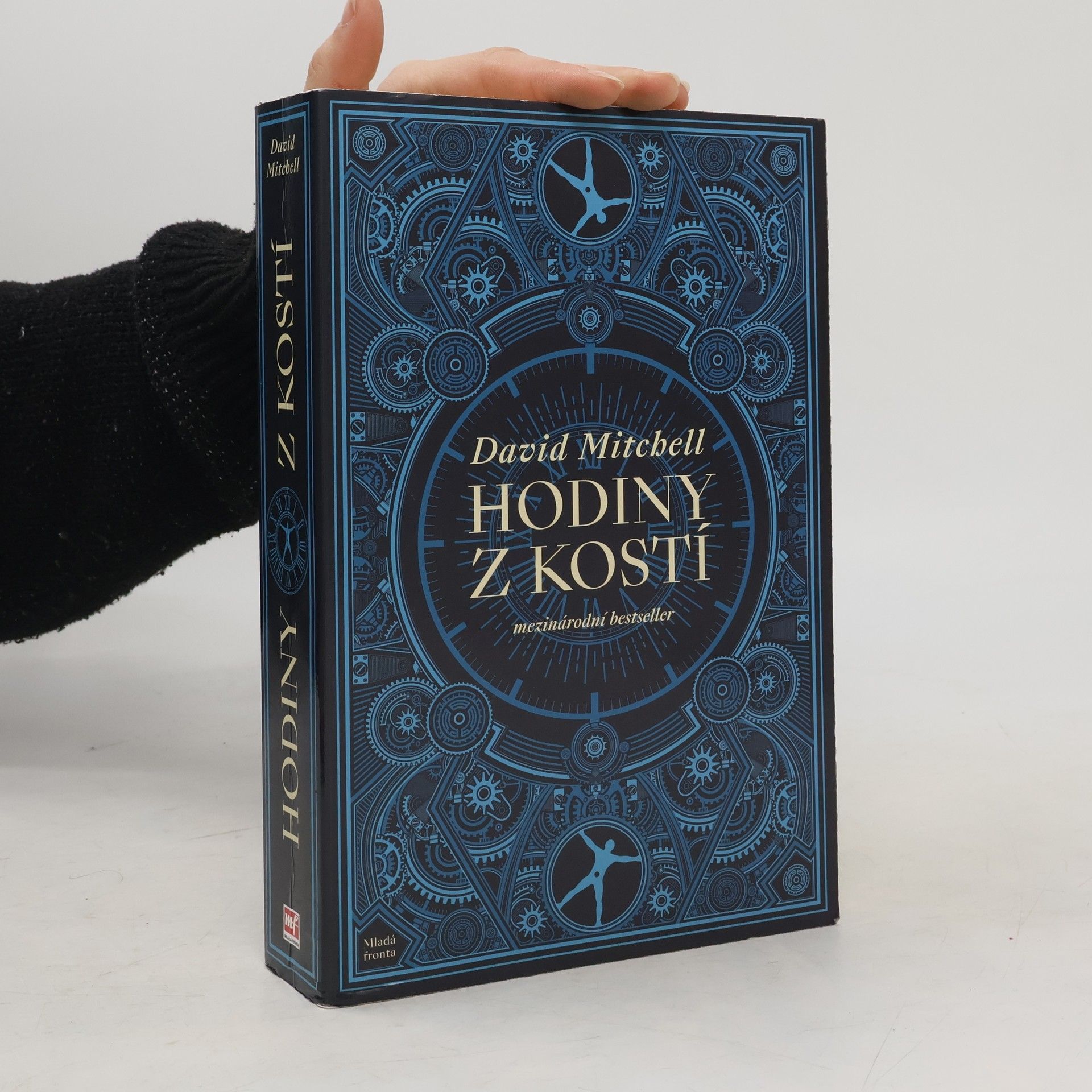 David Mitchell Hodiny z kostí