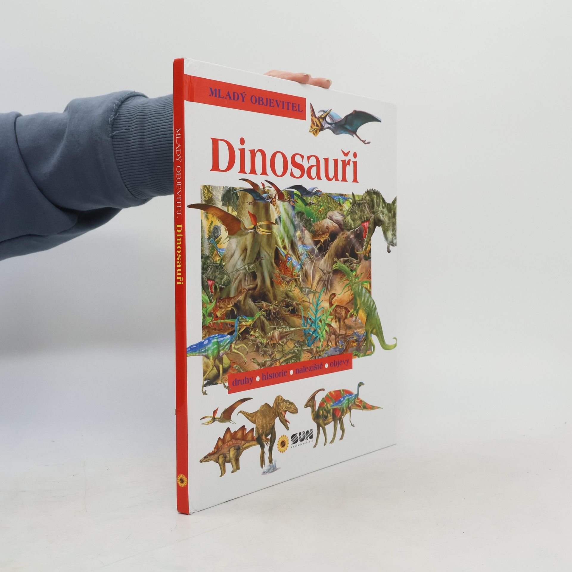 Mladý objevitel. Dinosauři