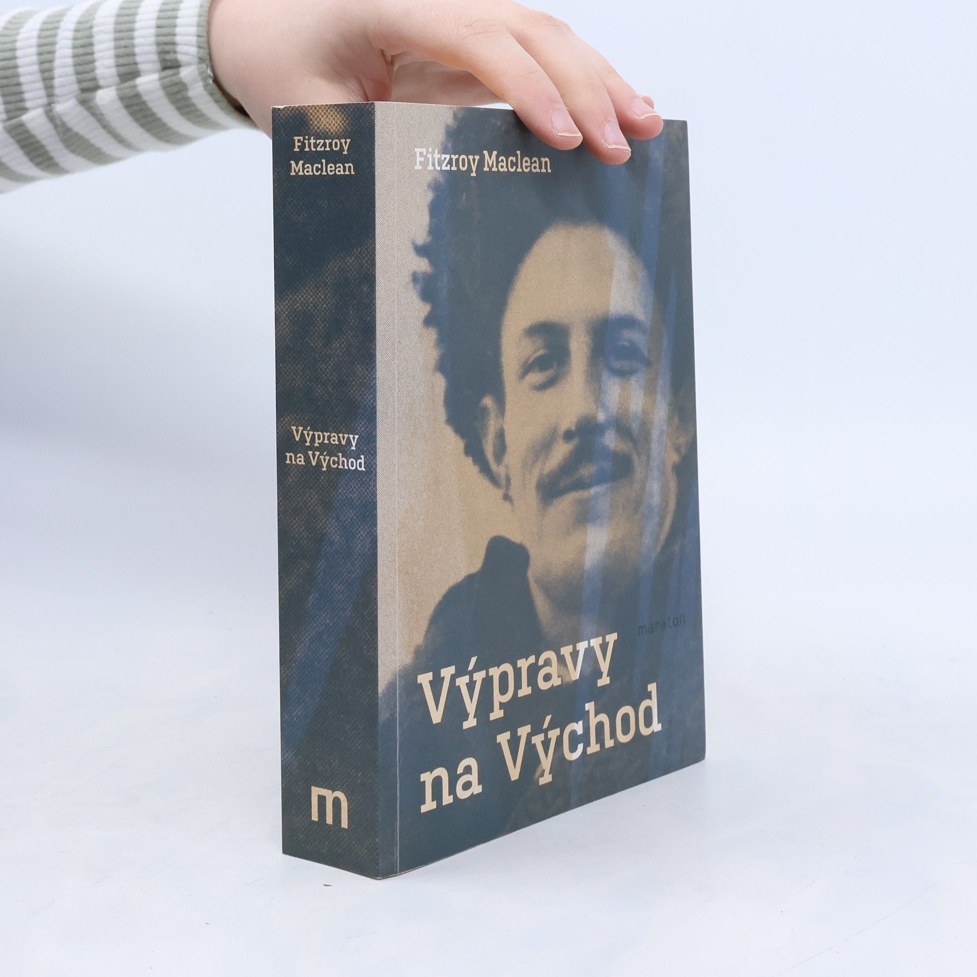 Sir Fitzroy Maclean, 1st Baronet Výpravy na Východ