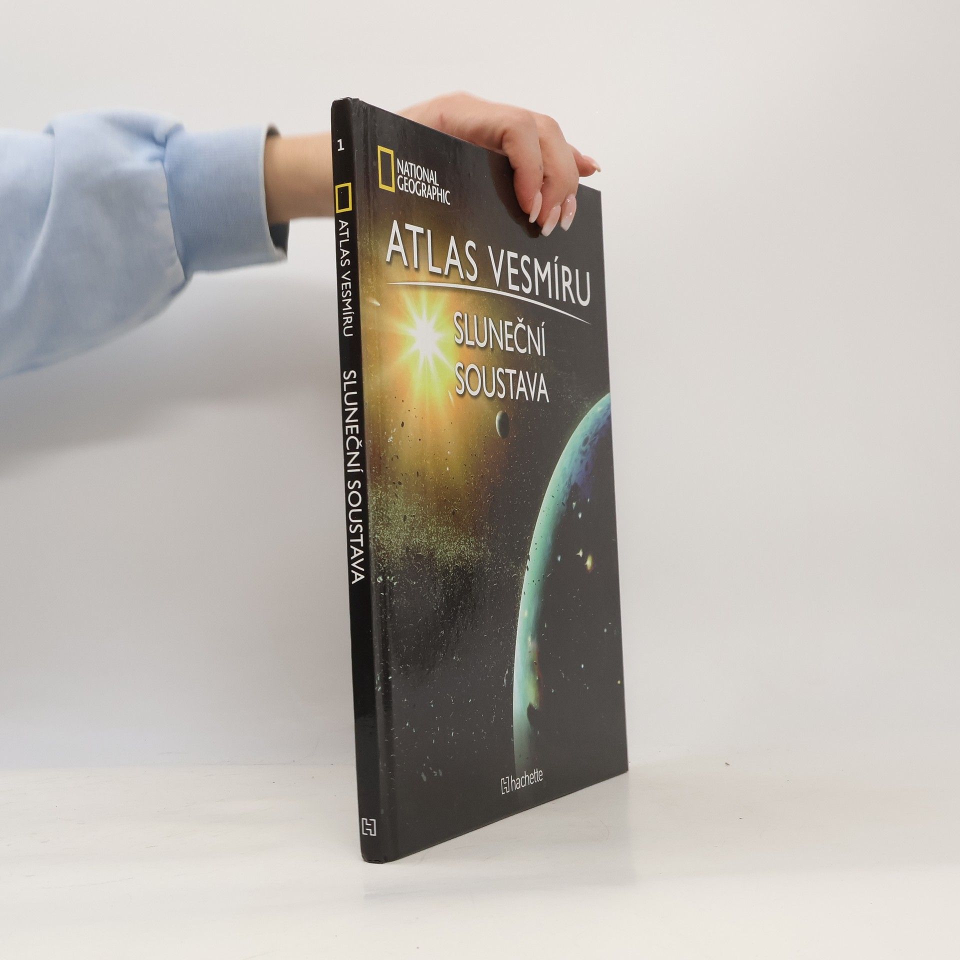 Various authors Atlas Vesmíru 1. Sluneční soustava