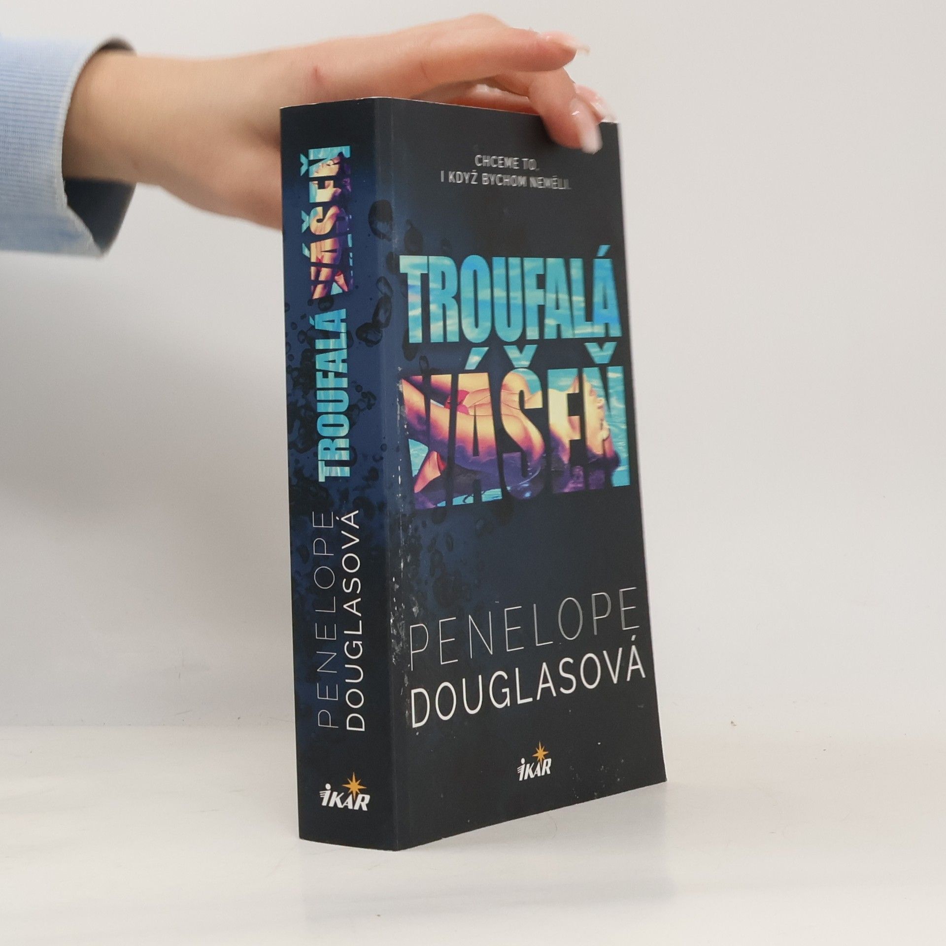Penelope Douglas Troufalá vášeň