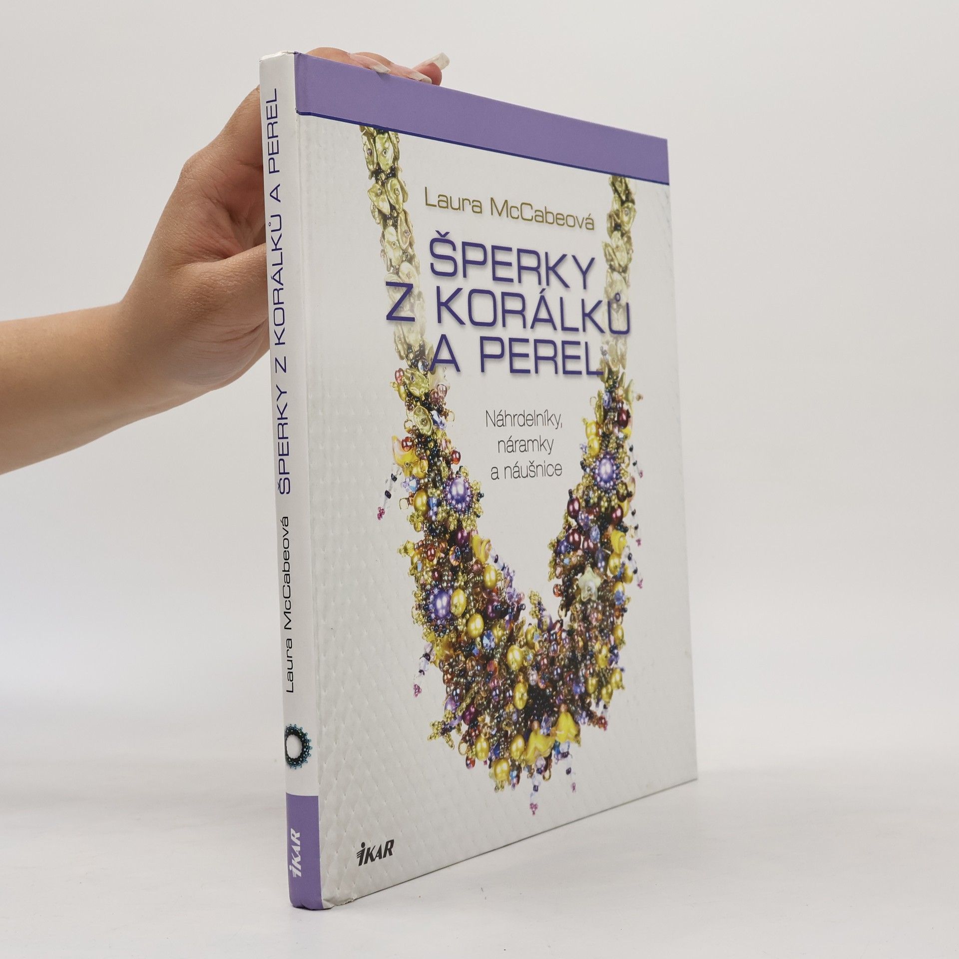 Laura McCabe Šperky z korálků a perel