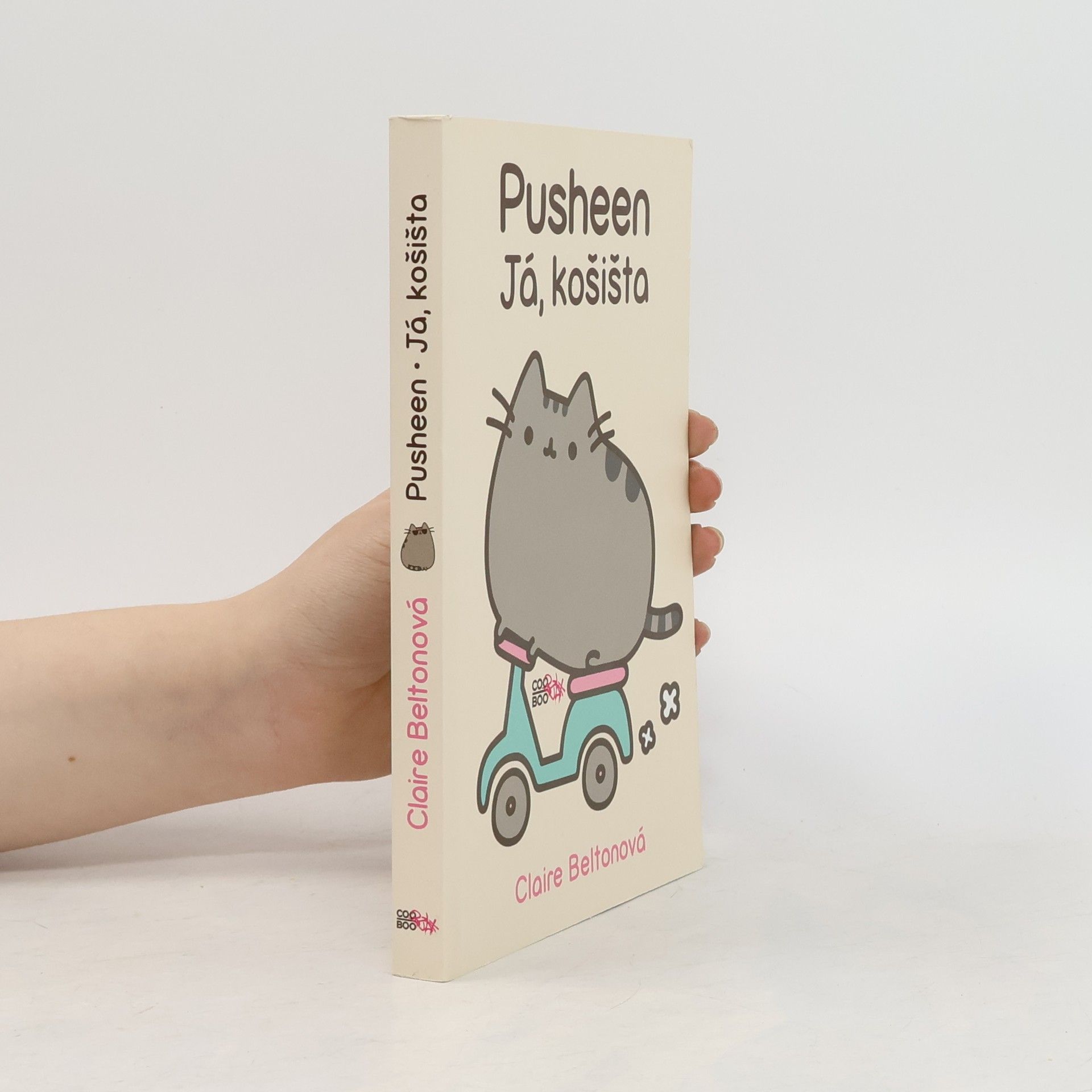 Claire Belton Pusheen. Já, košišta