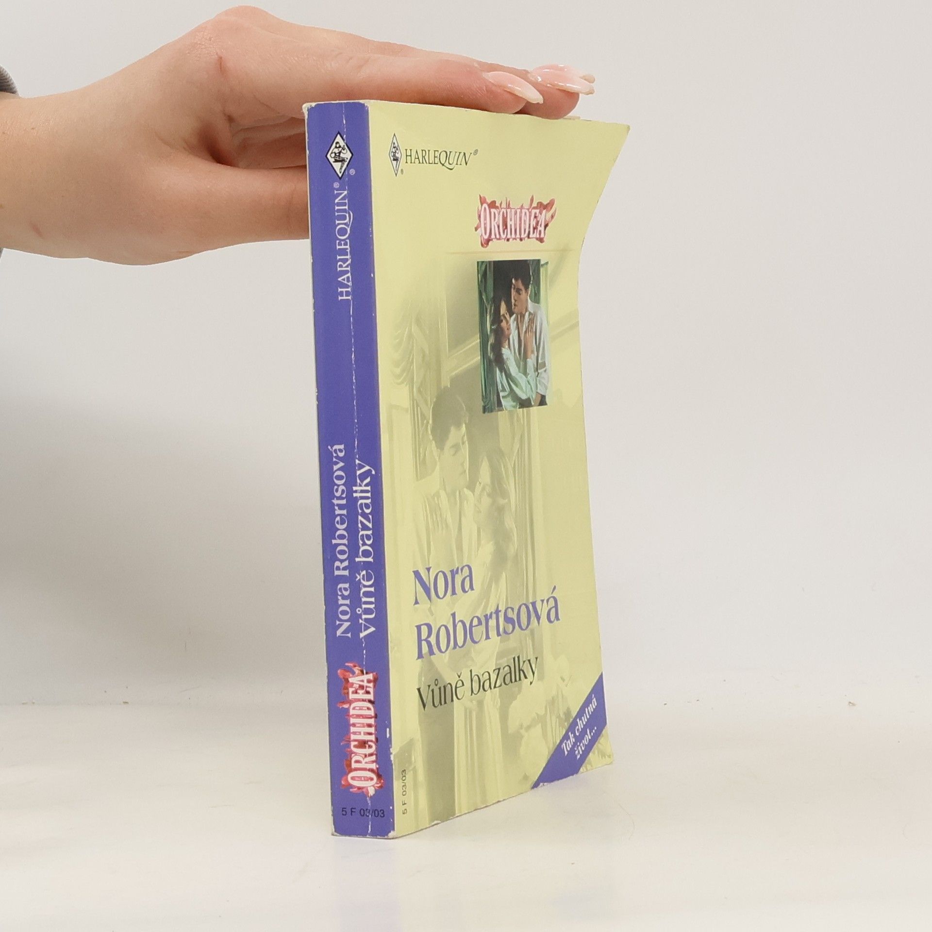 Nora Roberts Vůně bazalky
