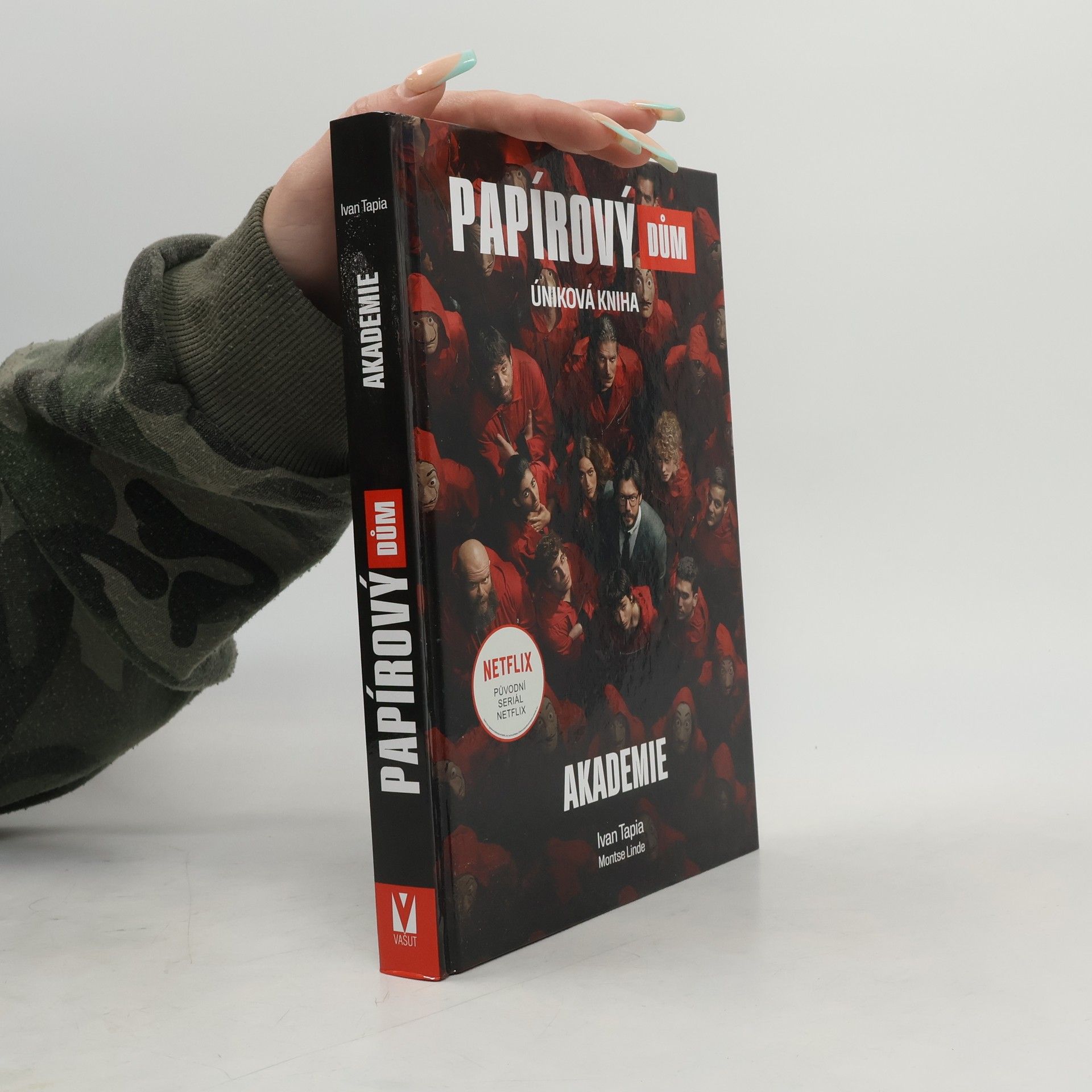 Papírový dům: úniková kniha - Akademie