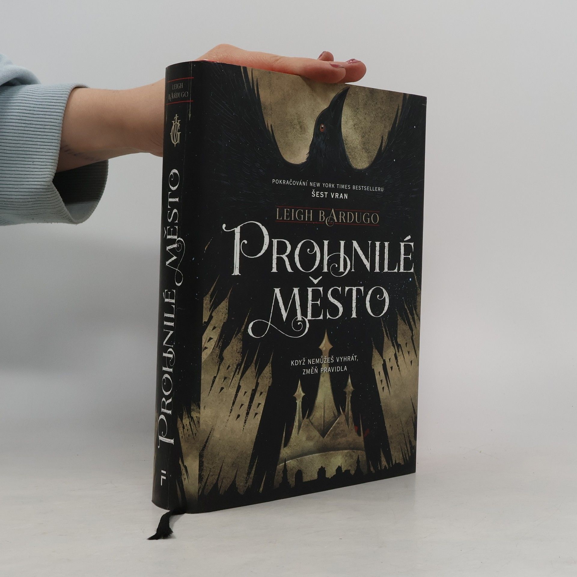 Leigh Bardugo Prohnilé město