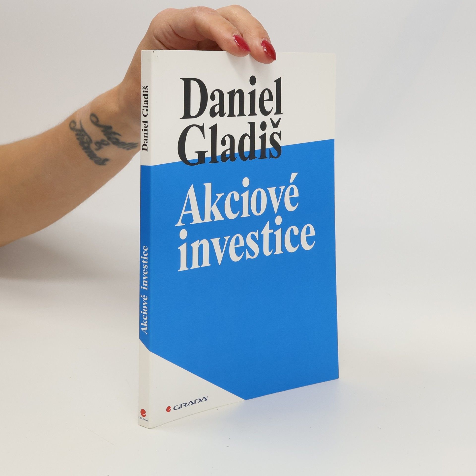 Daniel Gladiš Akciové investice
