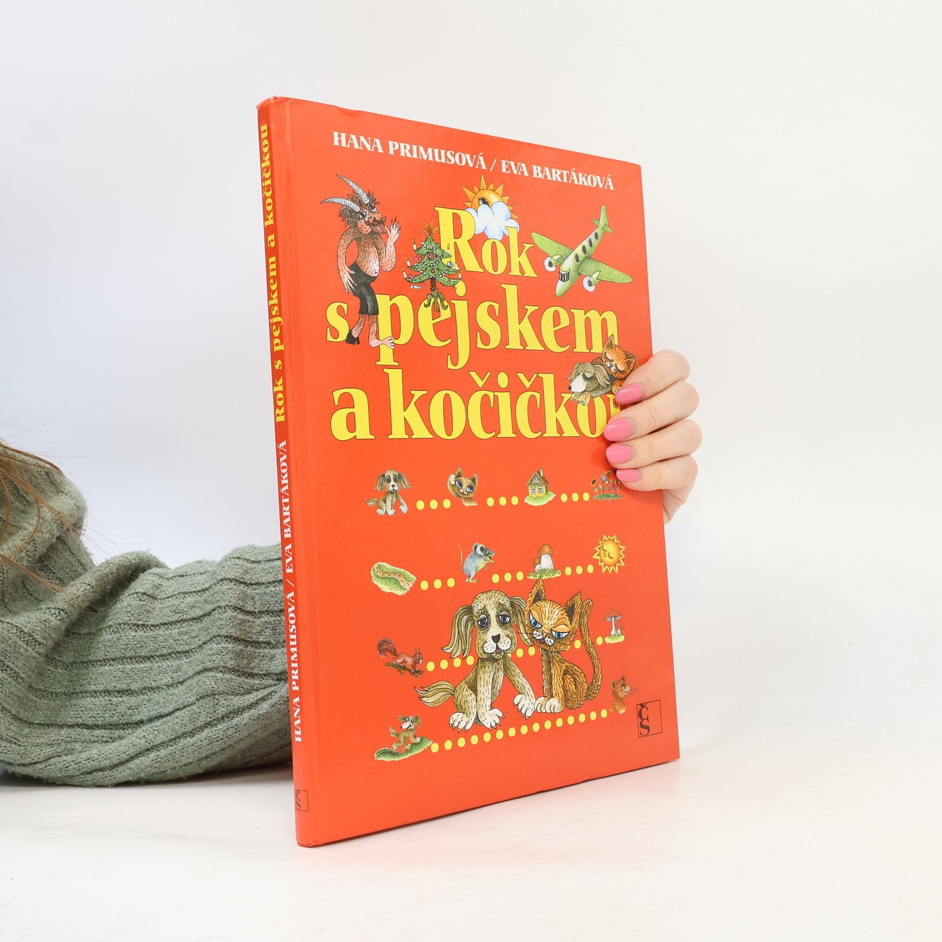 Rok s pejskem a kočičkou