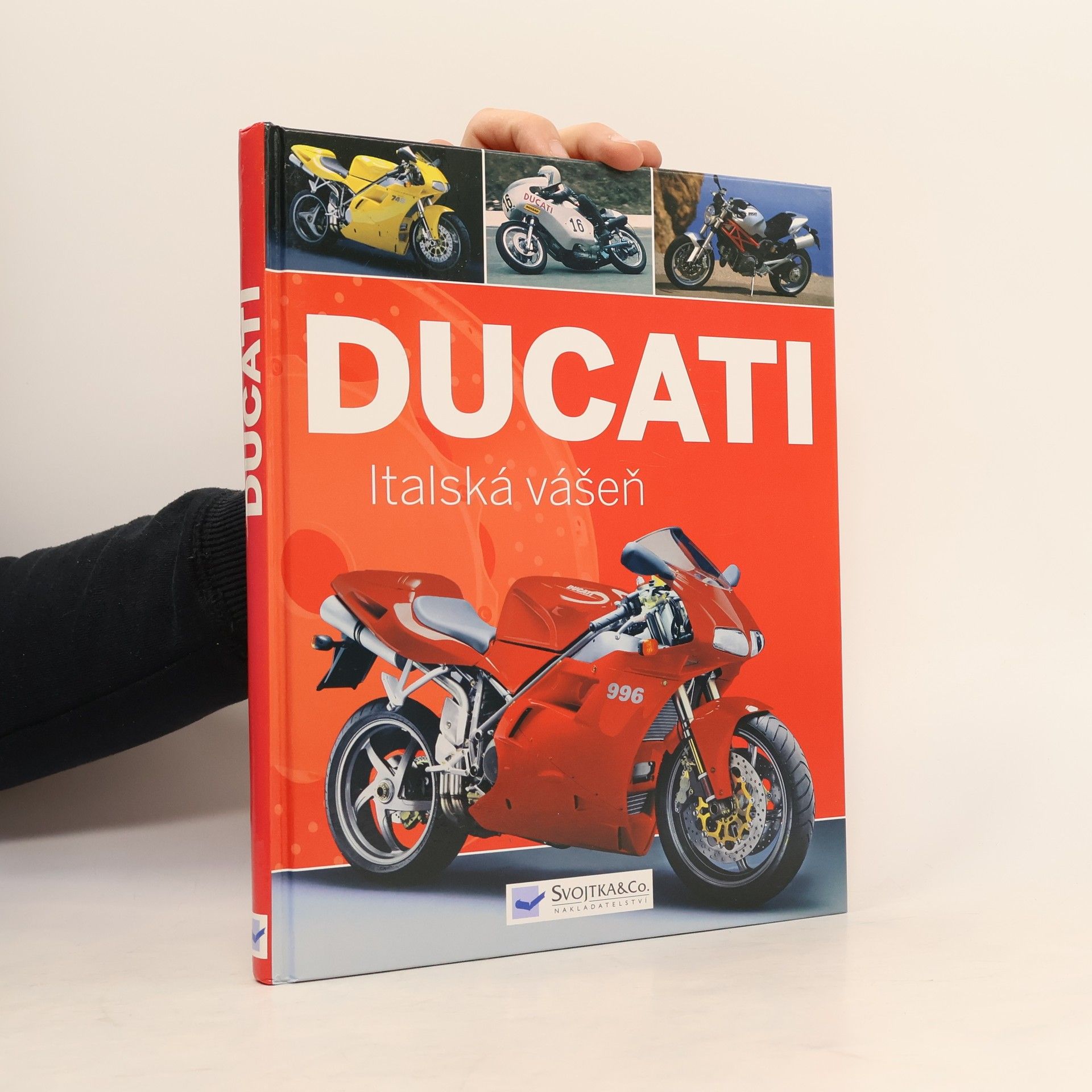 Collectif d'auteurs Ducati: Italská vášeň