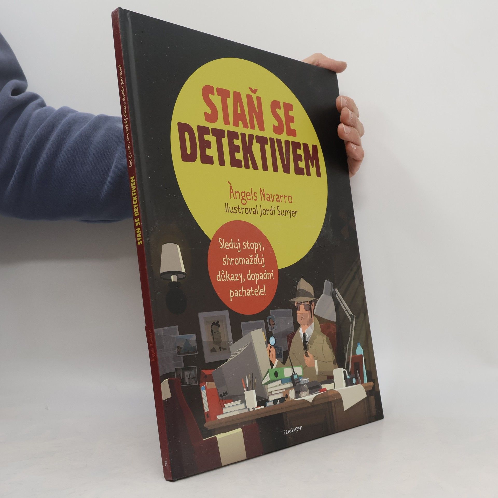 Àngels Navarro Staň se detektivem