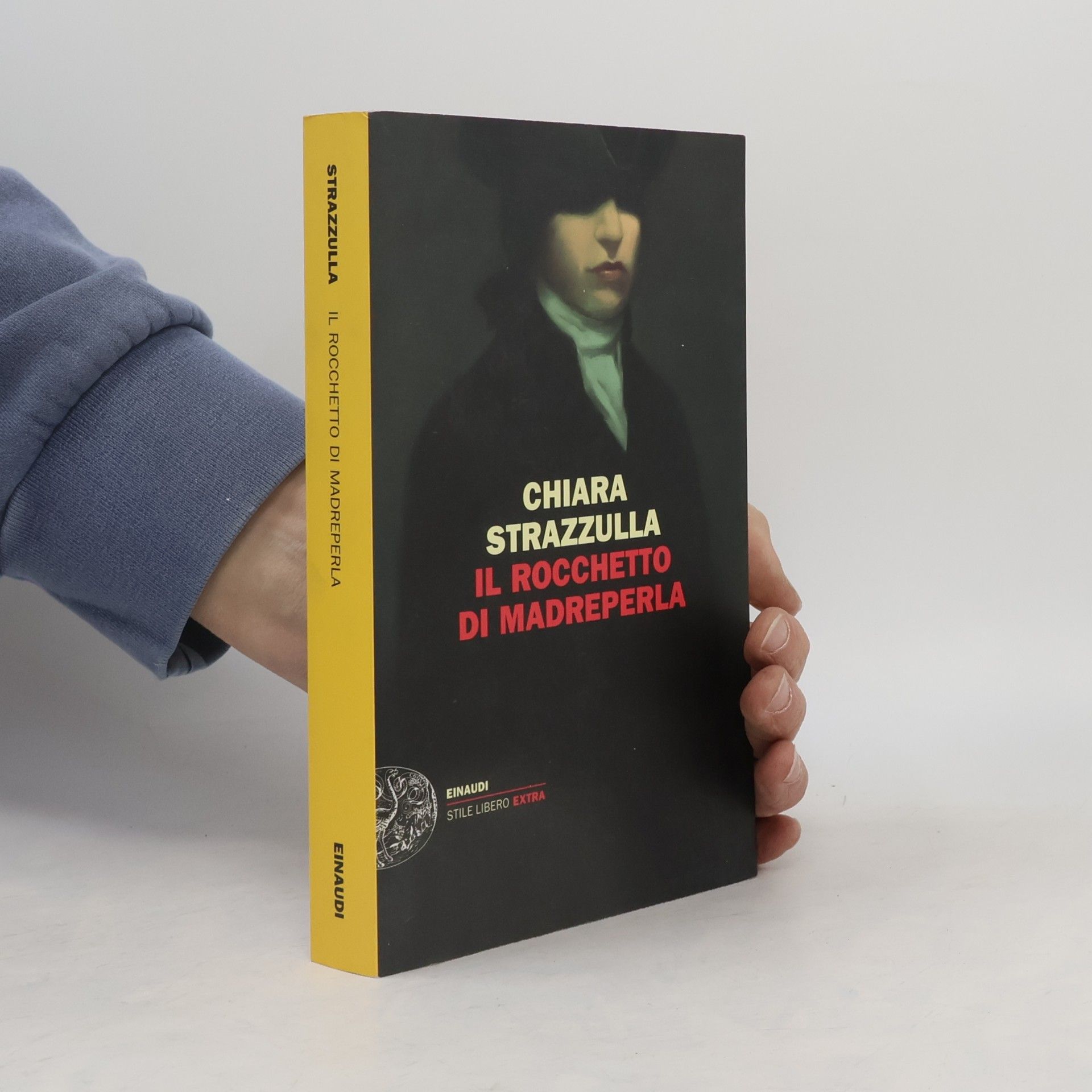 Chiara Strazzulla Il rocchetto di madreperla