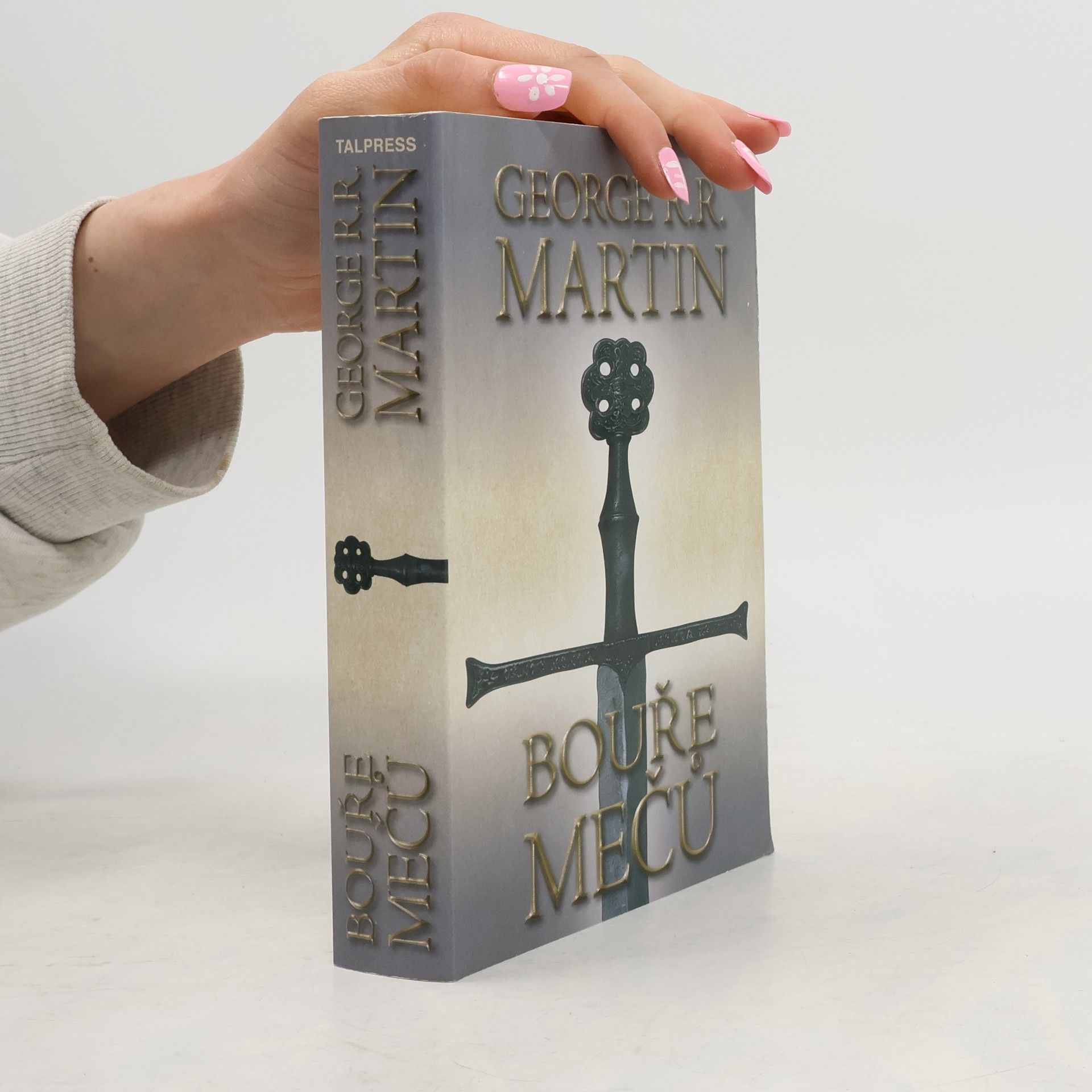 George R. R. Martin Bouře mečů. Část první