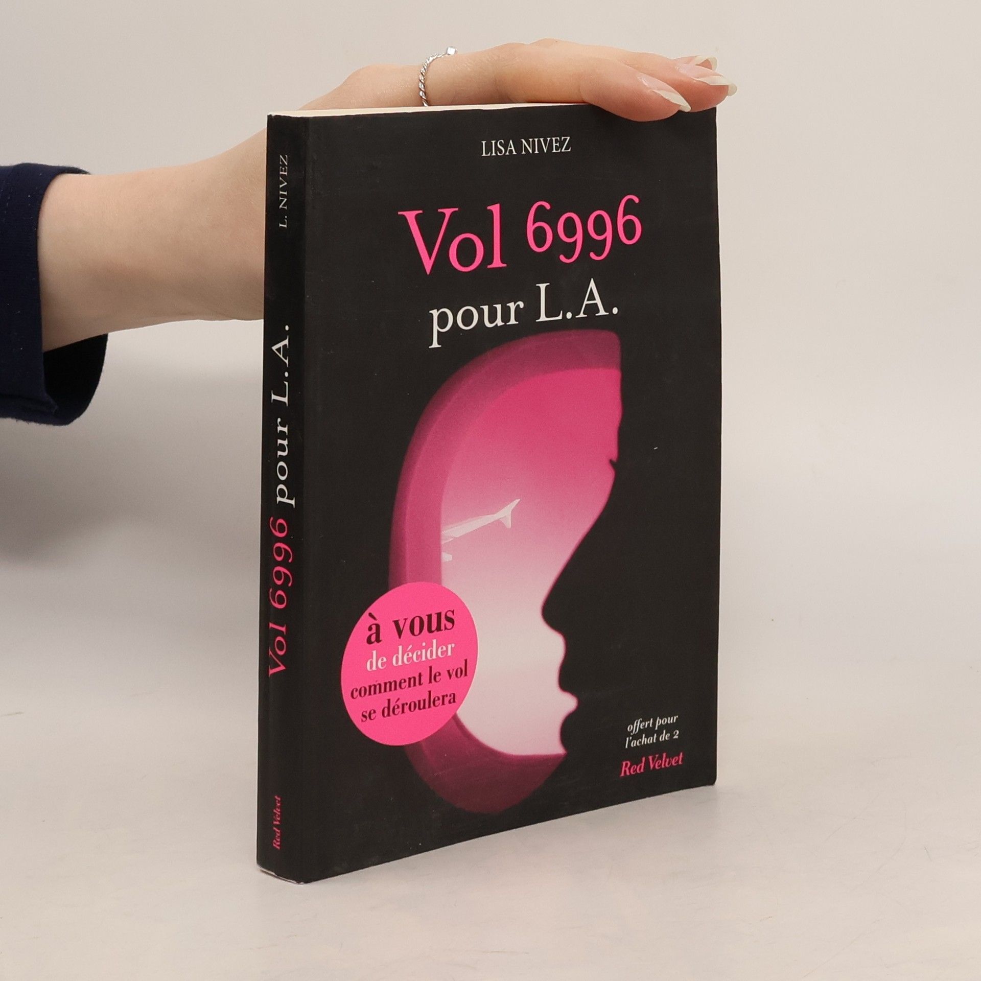 Lisa Nivez Vol 6996 pour L.A.