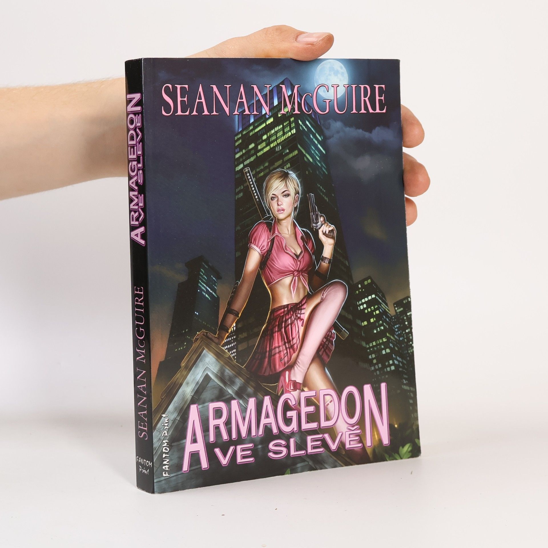Seanan McGuire Armagedon ve slevě