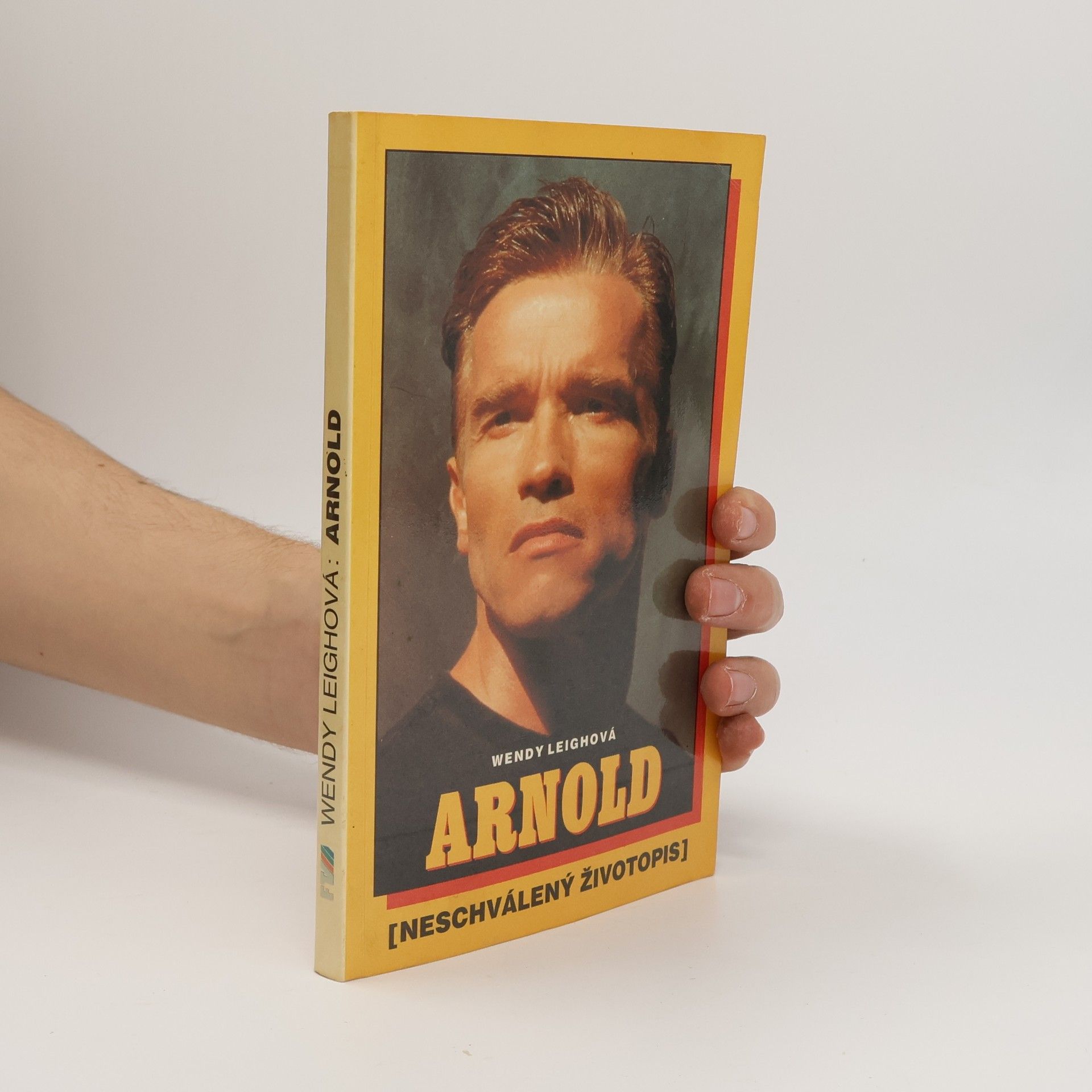 Wendy Leigh Arnold. Neschválený životopis