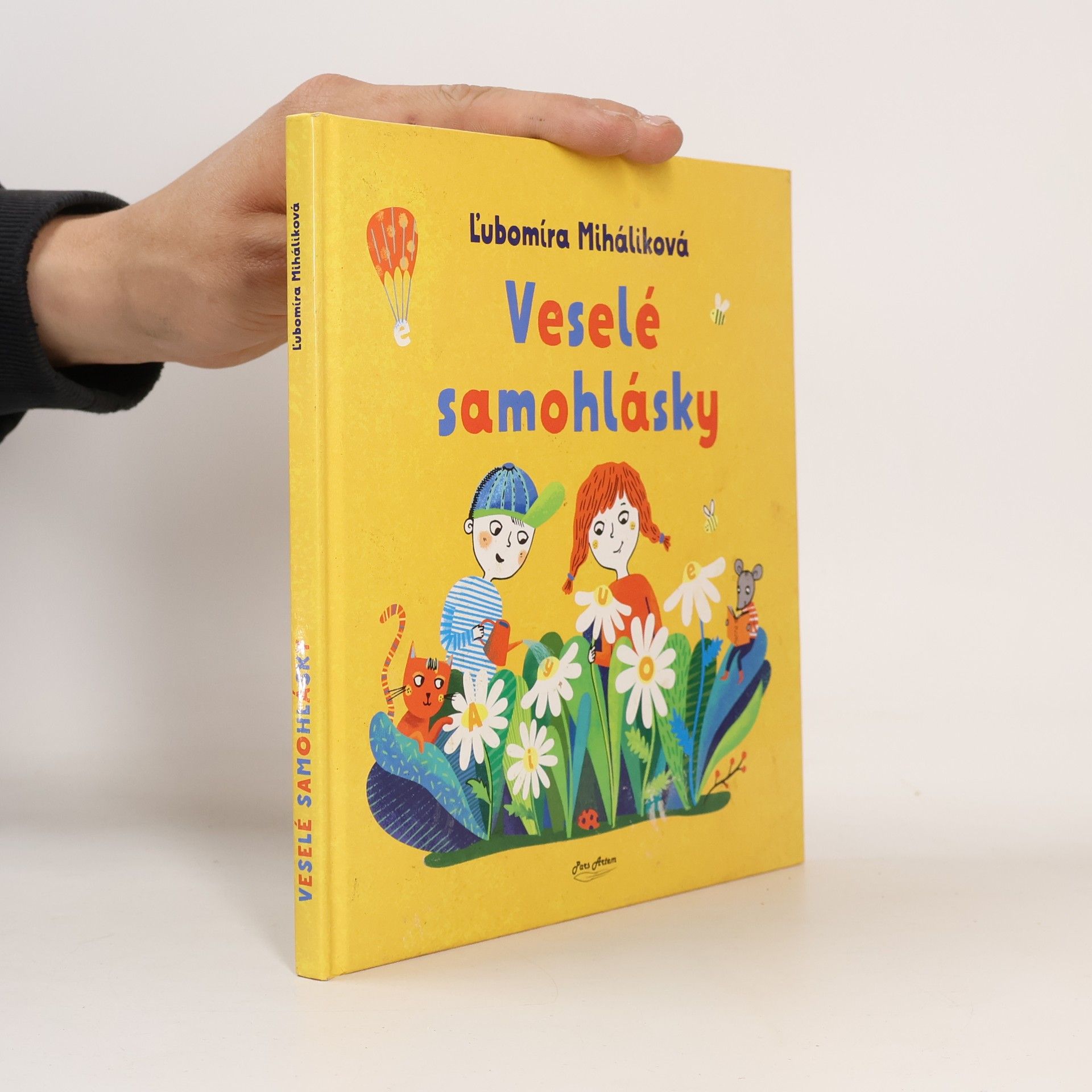L'ubomíra Miháliková Veselé samohlásky