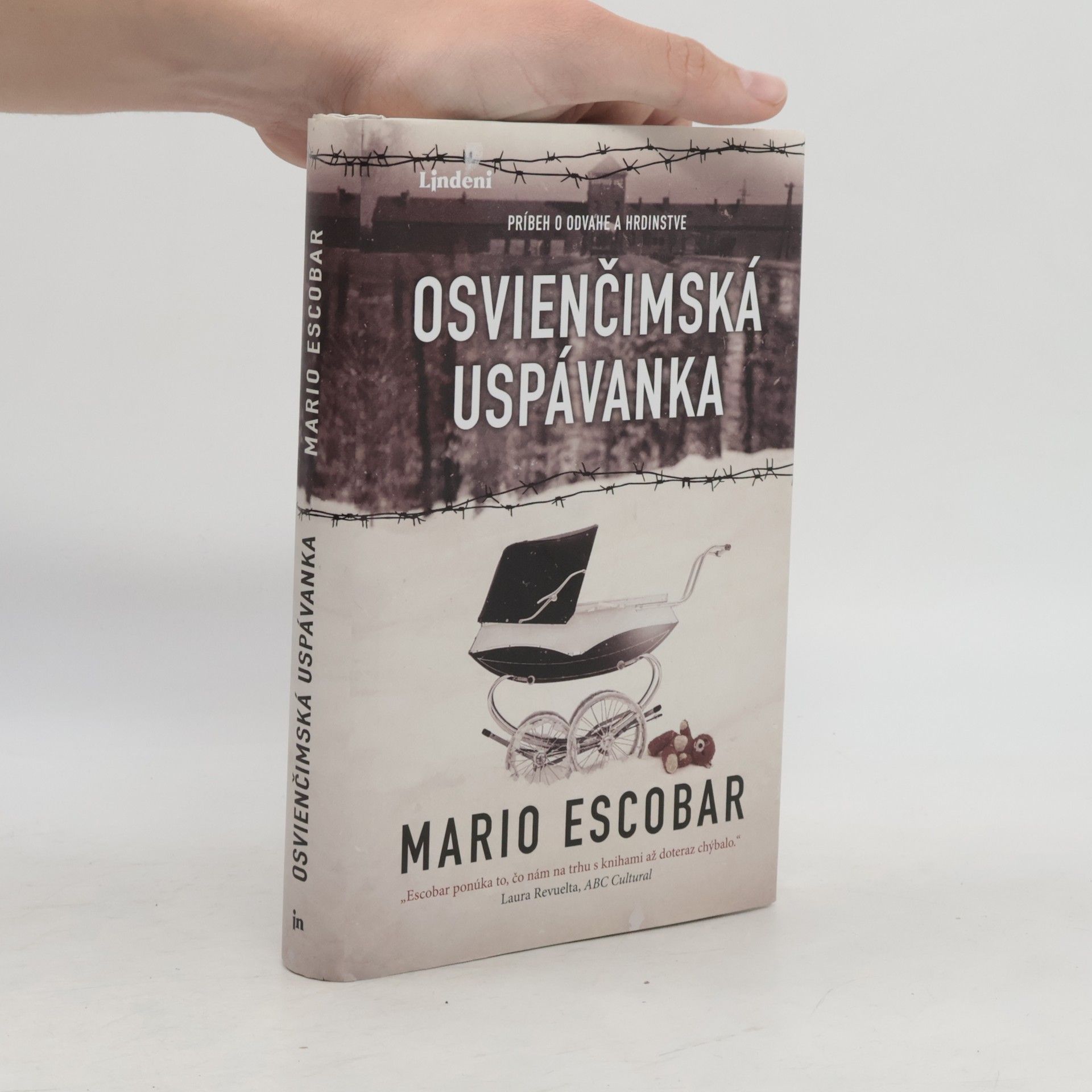 Mario Escobar Osvienčimská uspávanka