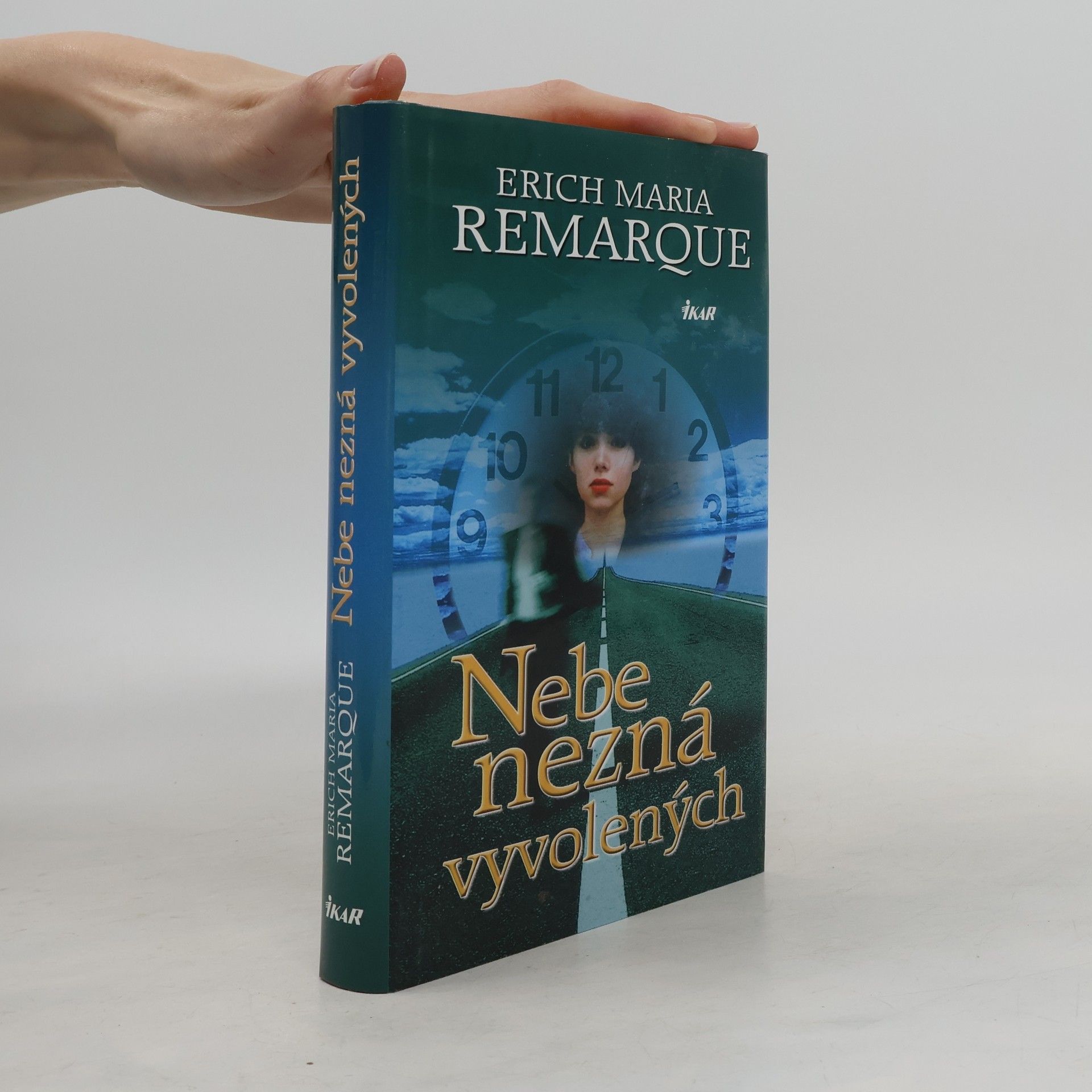 Erich Maria Remarque Nebe nezná vyvolených