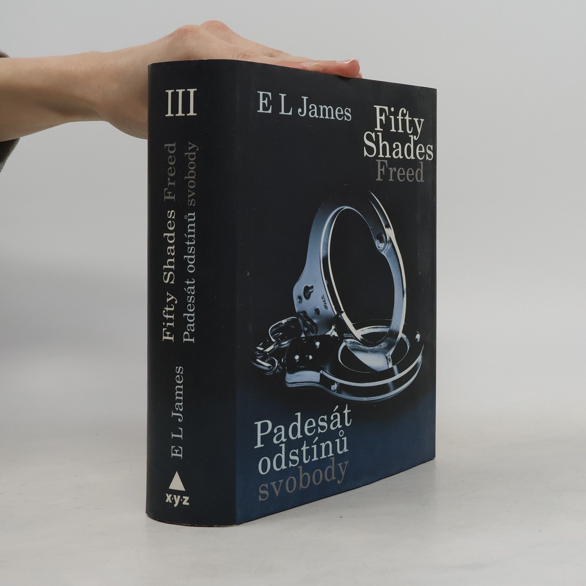 E. L. James Padesát odstínů svobody