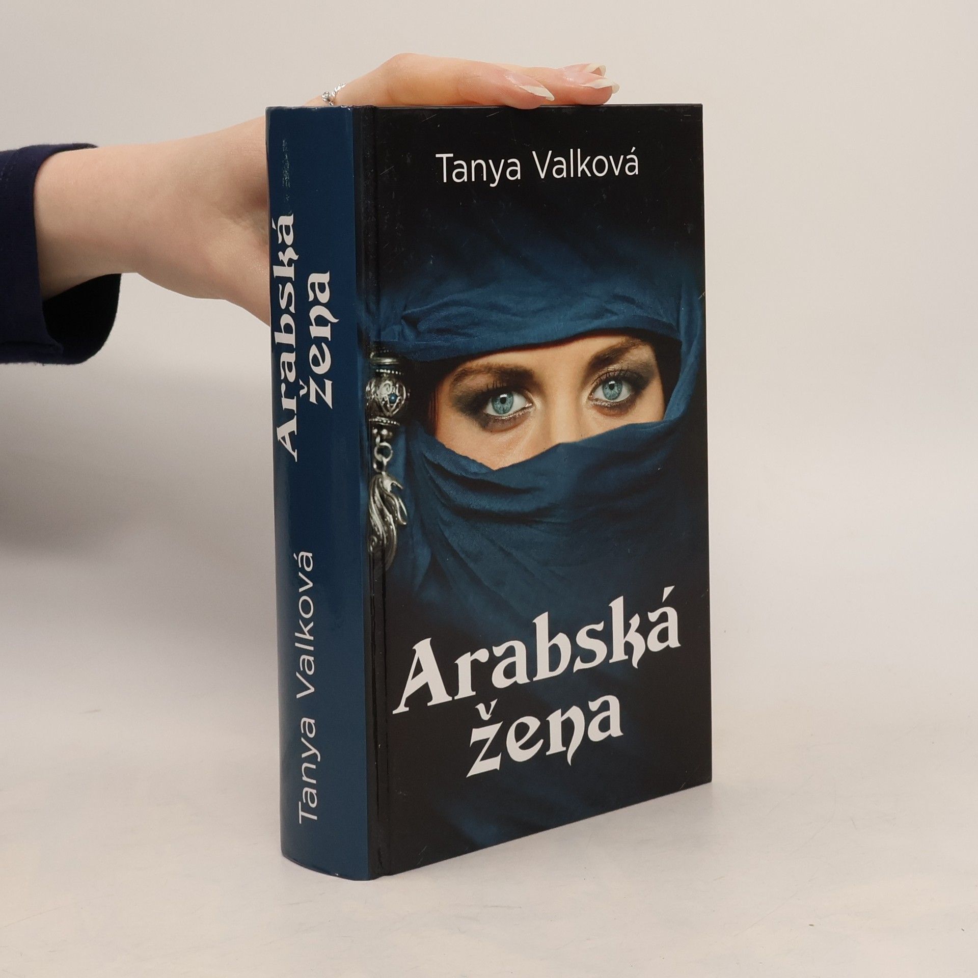 Tanya Valko Arabská žena