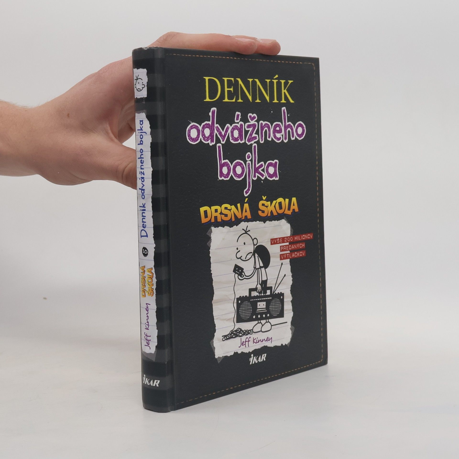 Jeff Kinney Denník odvážneho bojka 10. Drsná škola