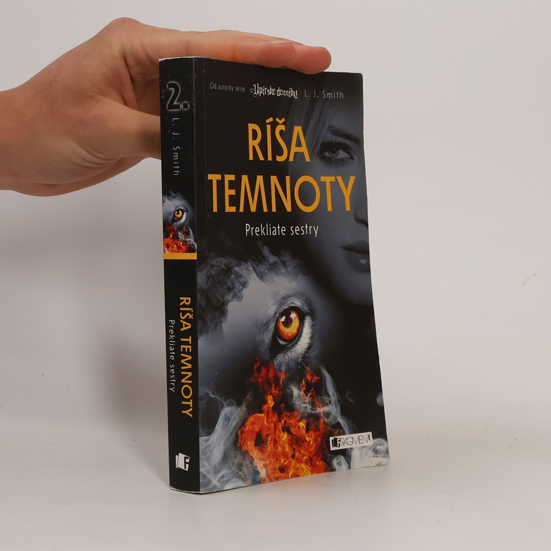 Lisa J. Smith Ríša temnoty - prekliate sestry