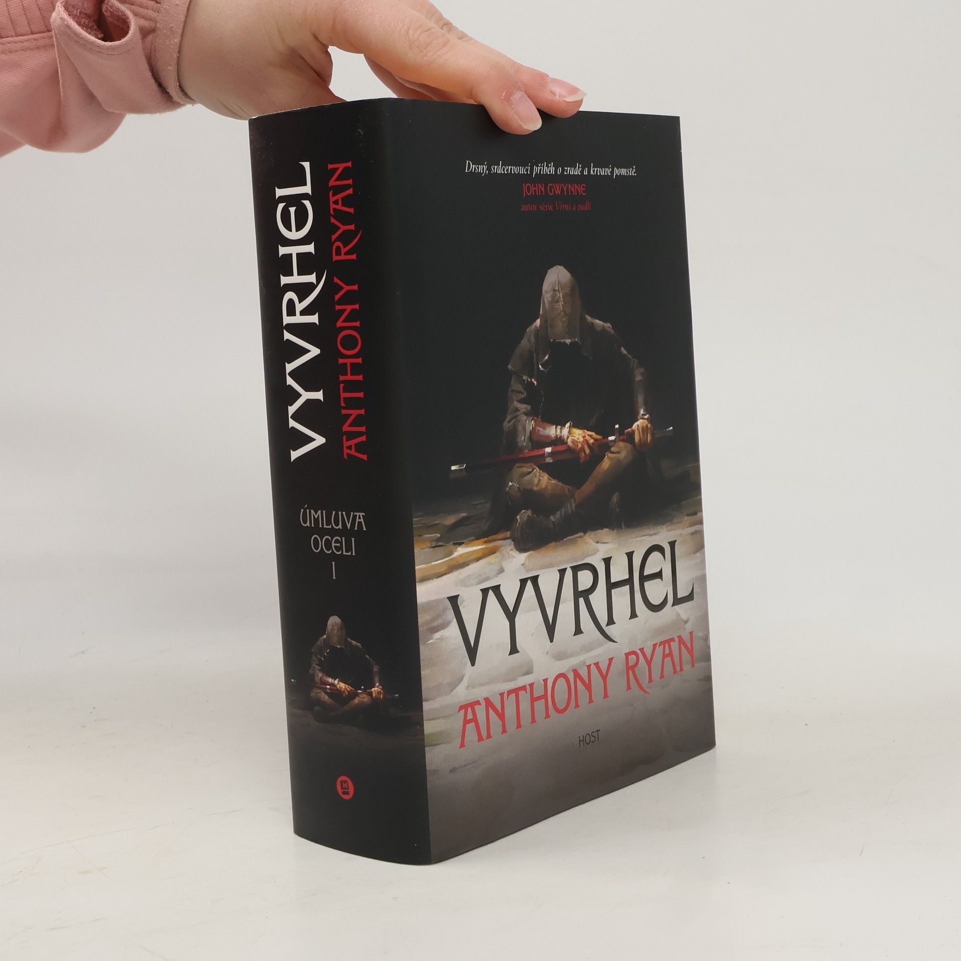 Anthony Ryan Úmluva oceli. 1, Vyvrhel
