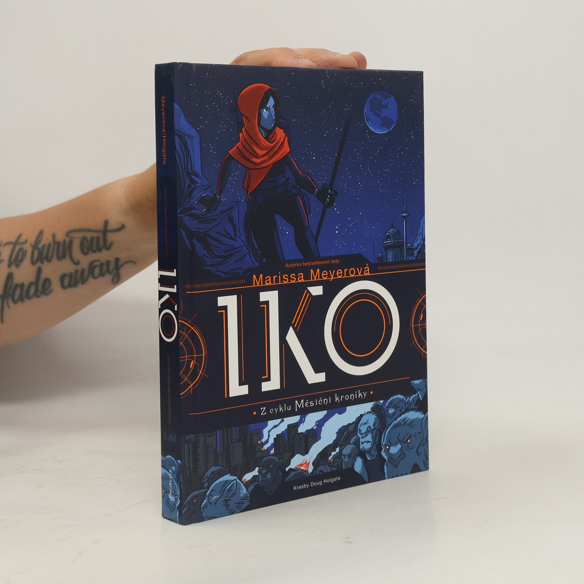 Marissa Meyer Iko. Z cyklu měsíční kroniky