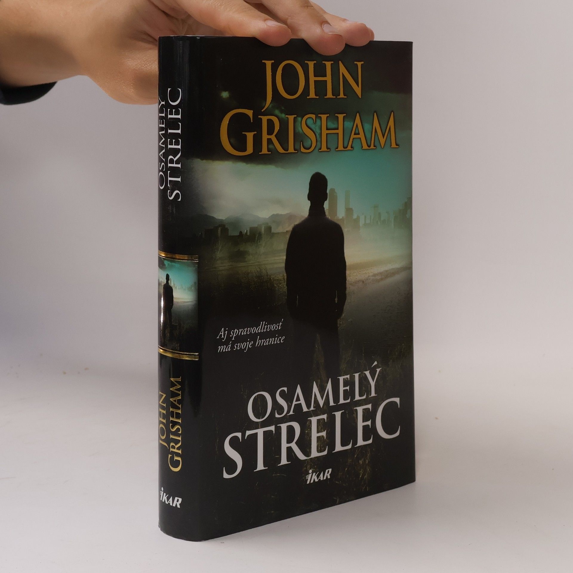 John Grisham Osamelý strelec