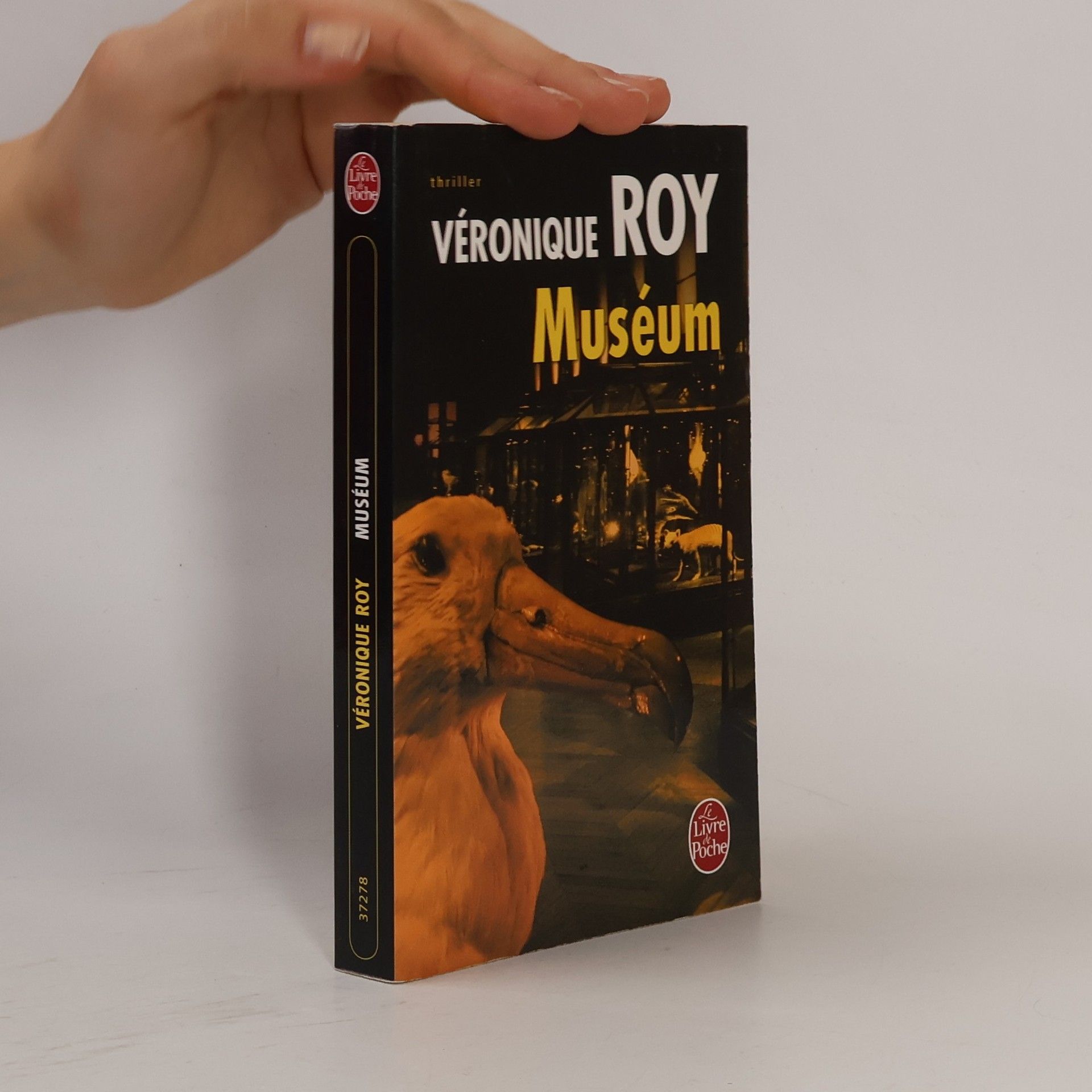 Véronique Roy Le Livre de Poche: Muséum