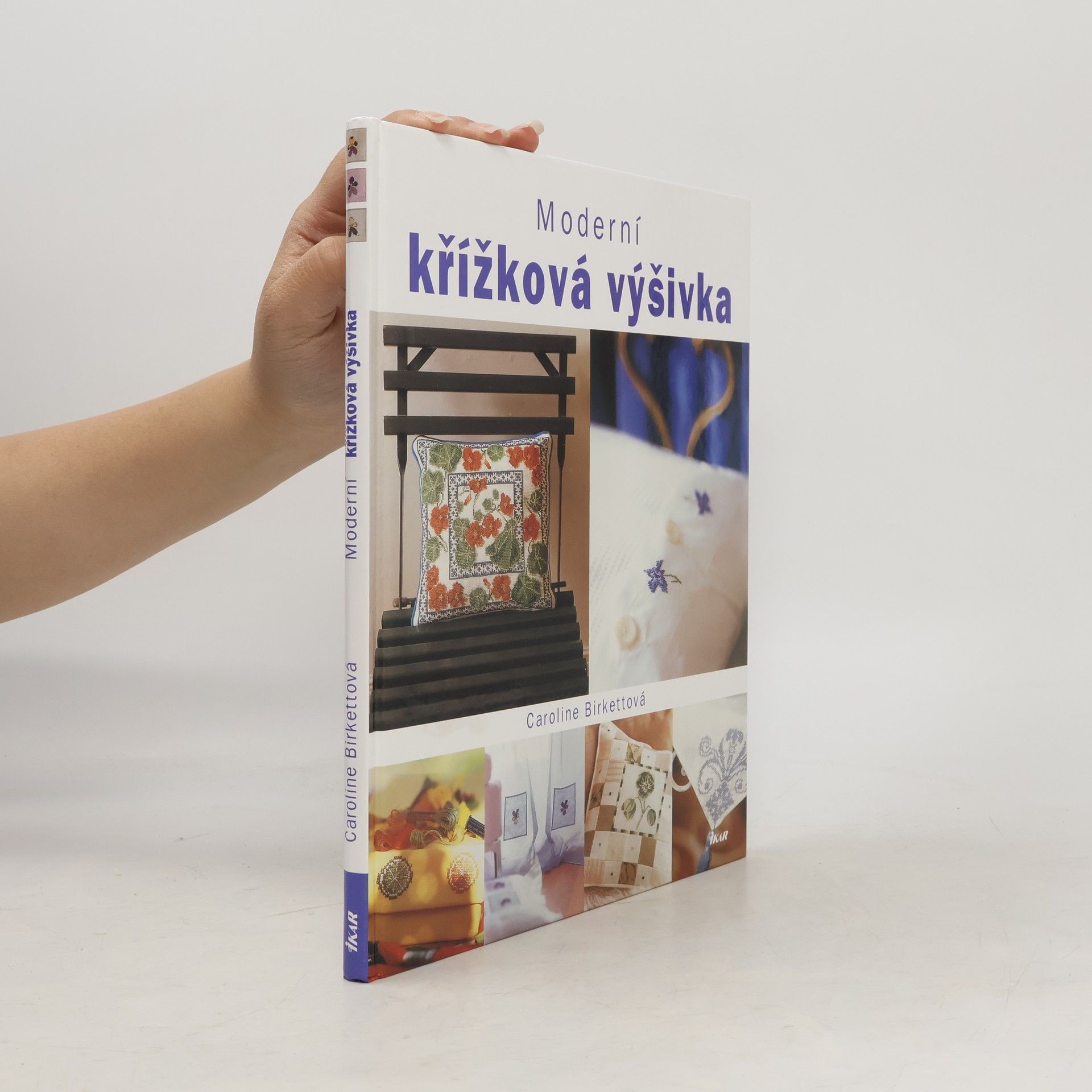 Moderní křížková výšivka