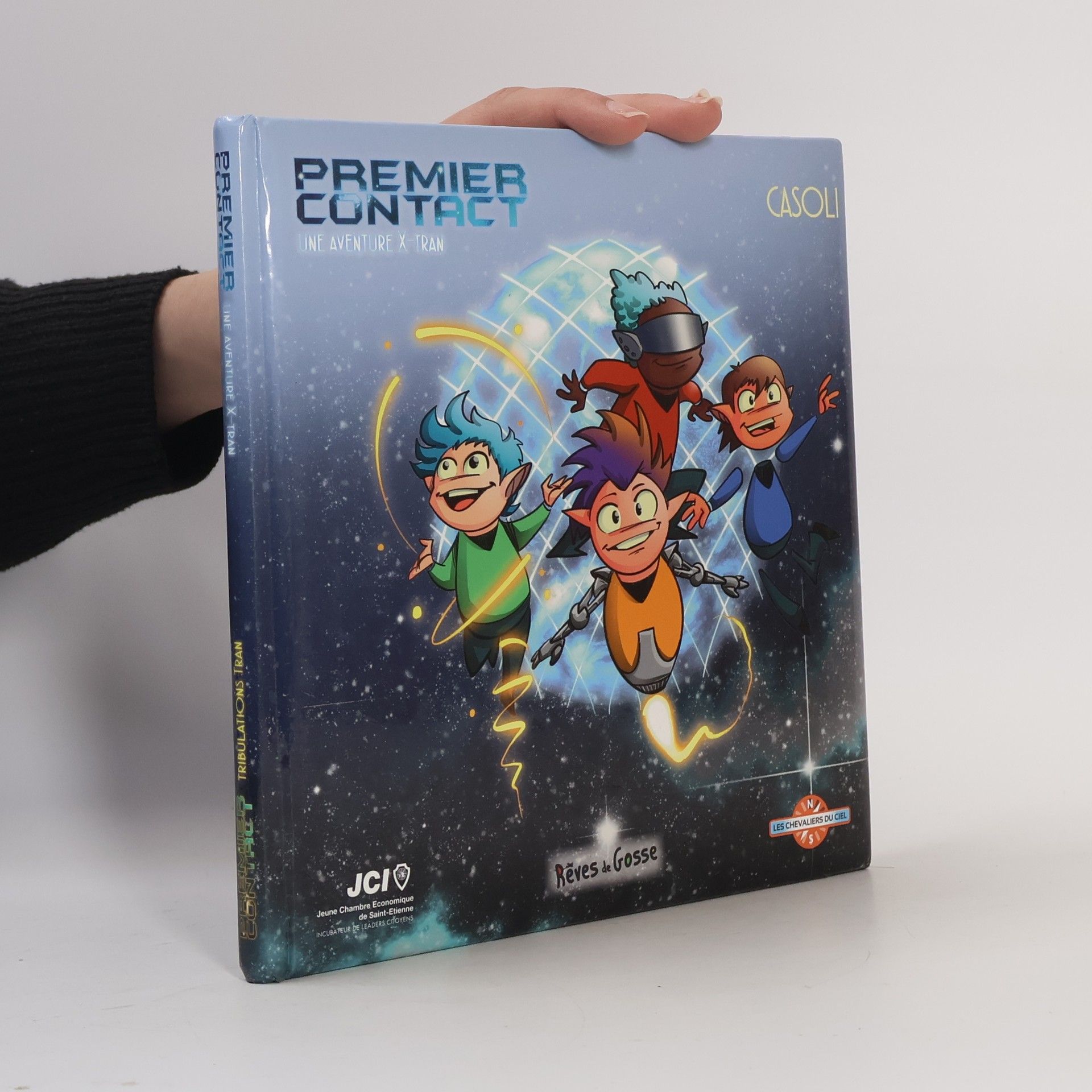 Various authors Premier Contact. Une aventure X-Tran