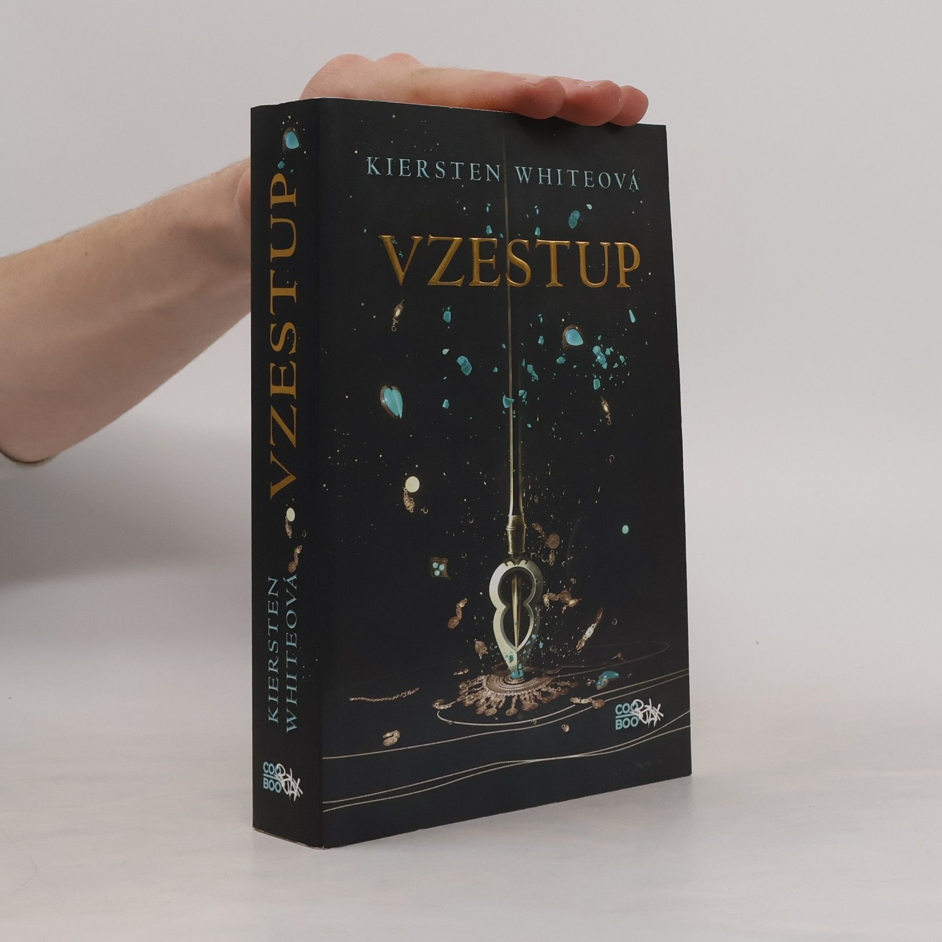 Kiersten White Vzestup: Dobyvatelská sága 2