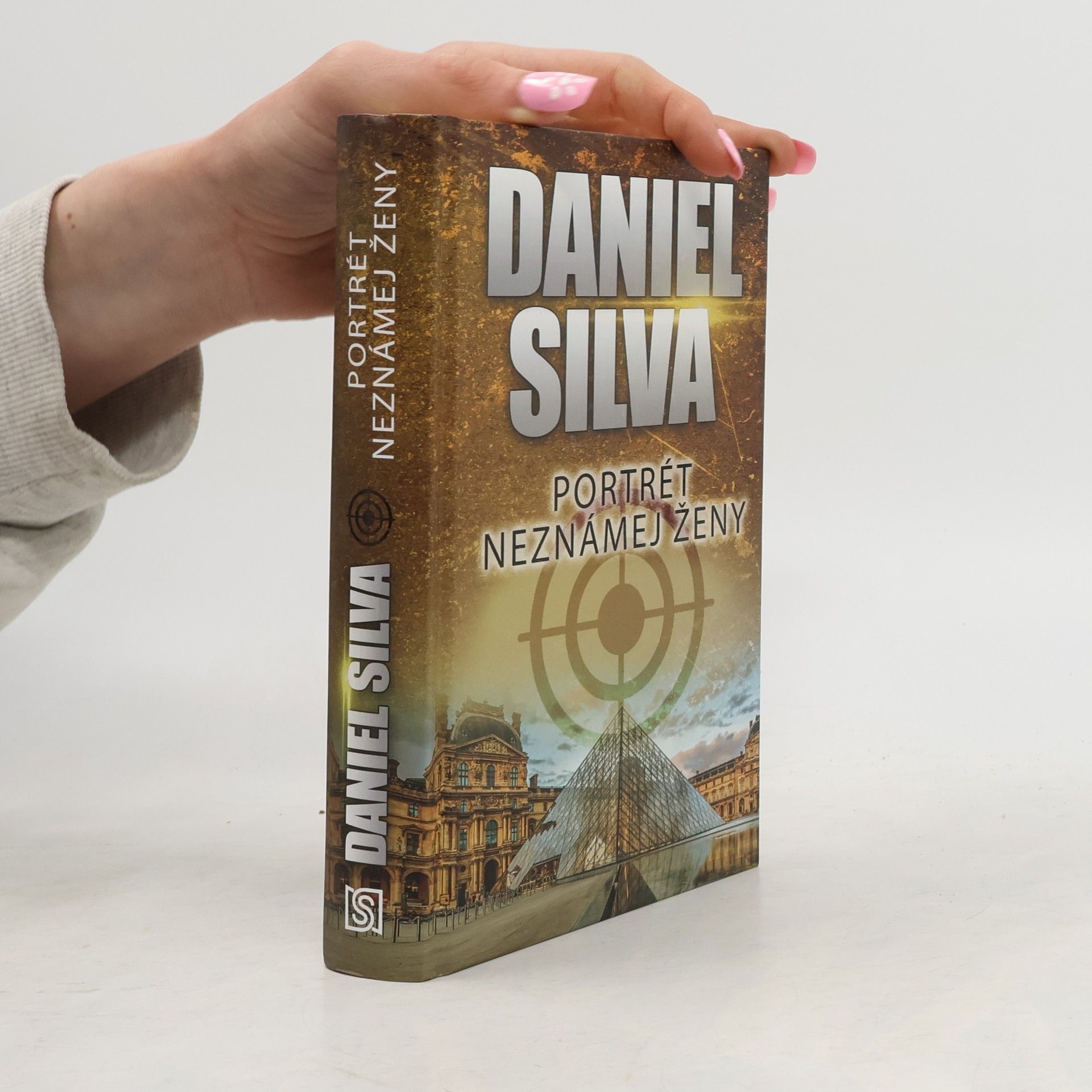 Daniel Silva Portrét neznámej ženy