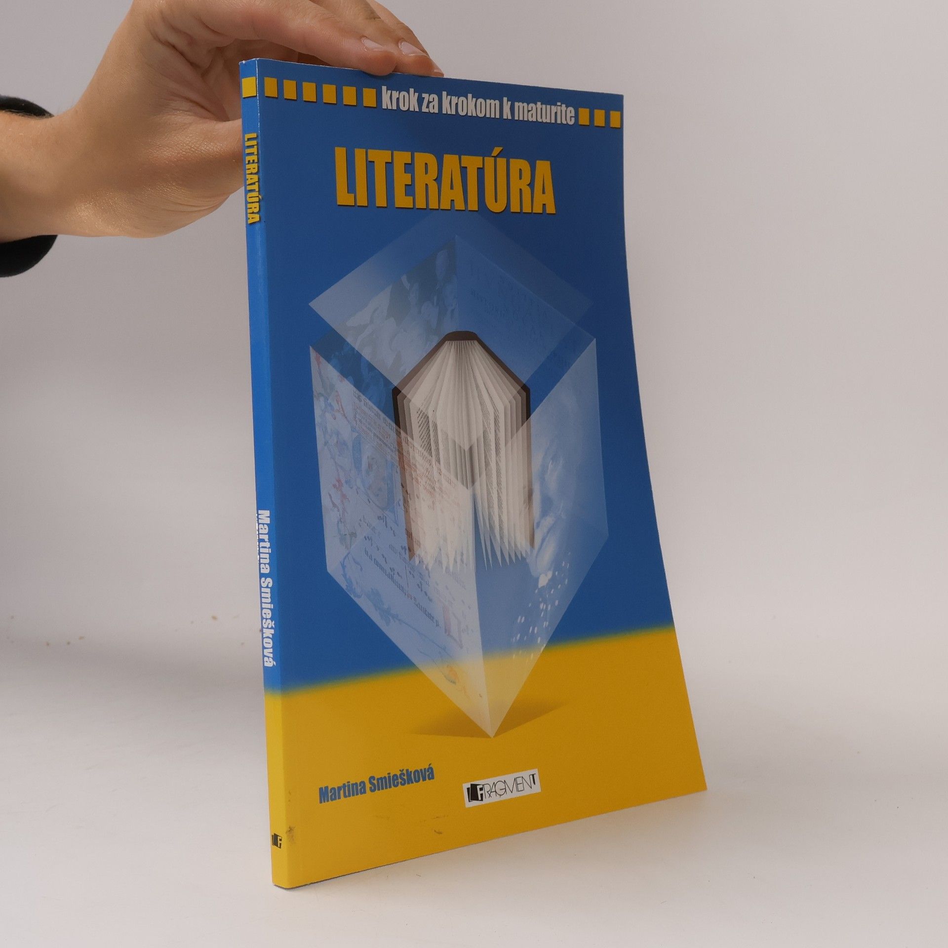 Martina Smiešková Literatúra
