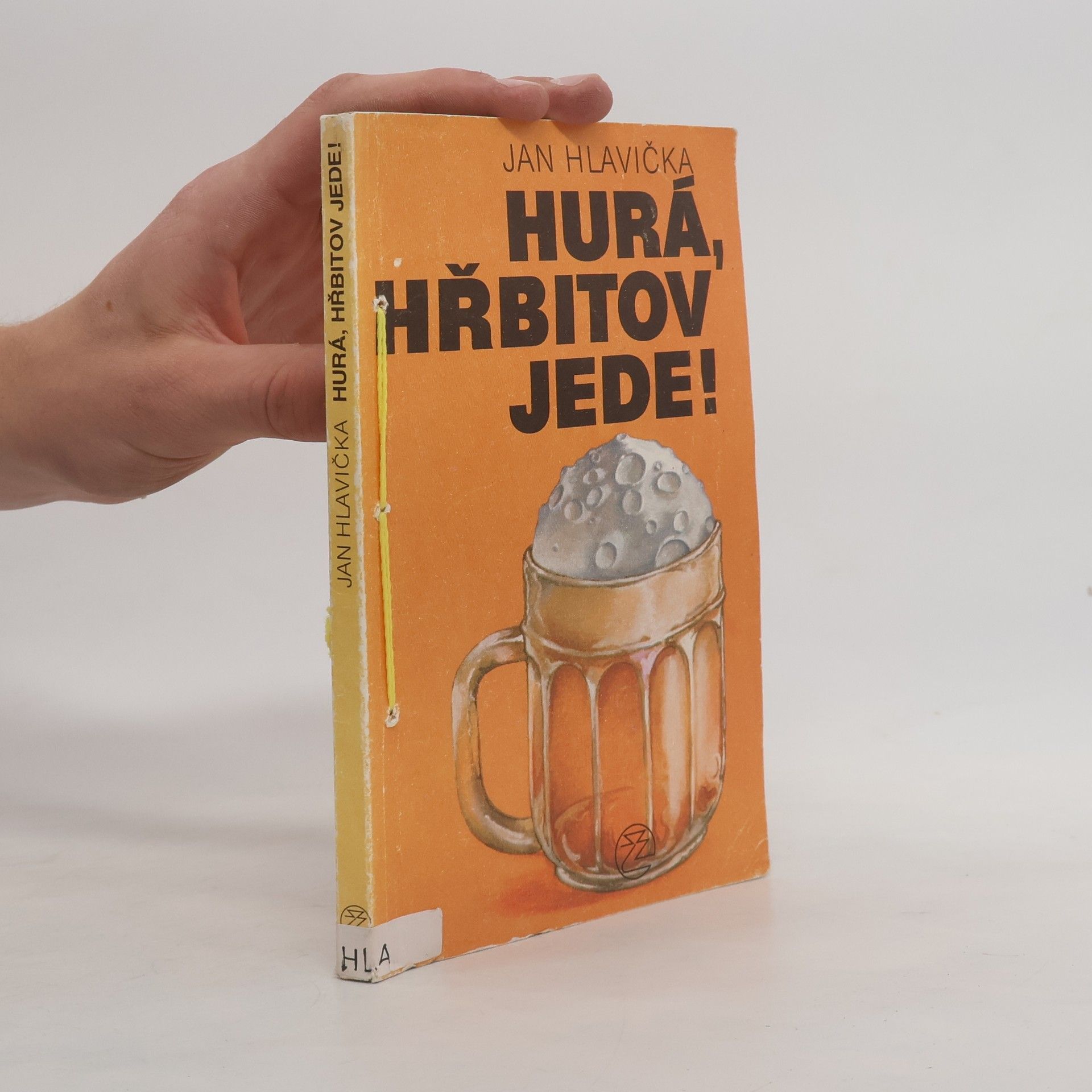 Hurá, hřbitov jede!