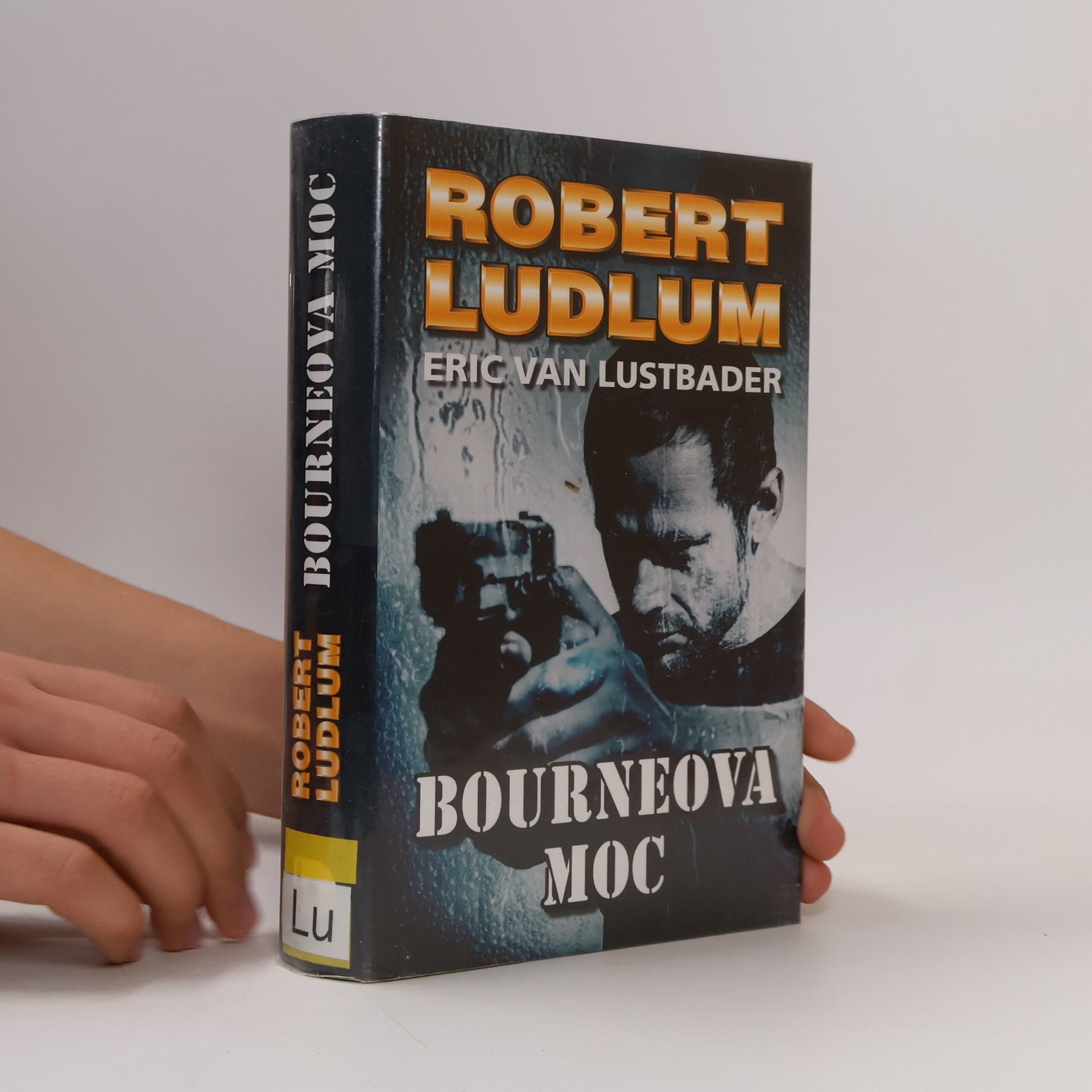Eric Van Lustbader Bourneova moc
