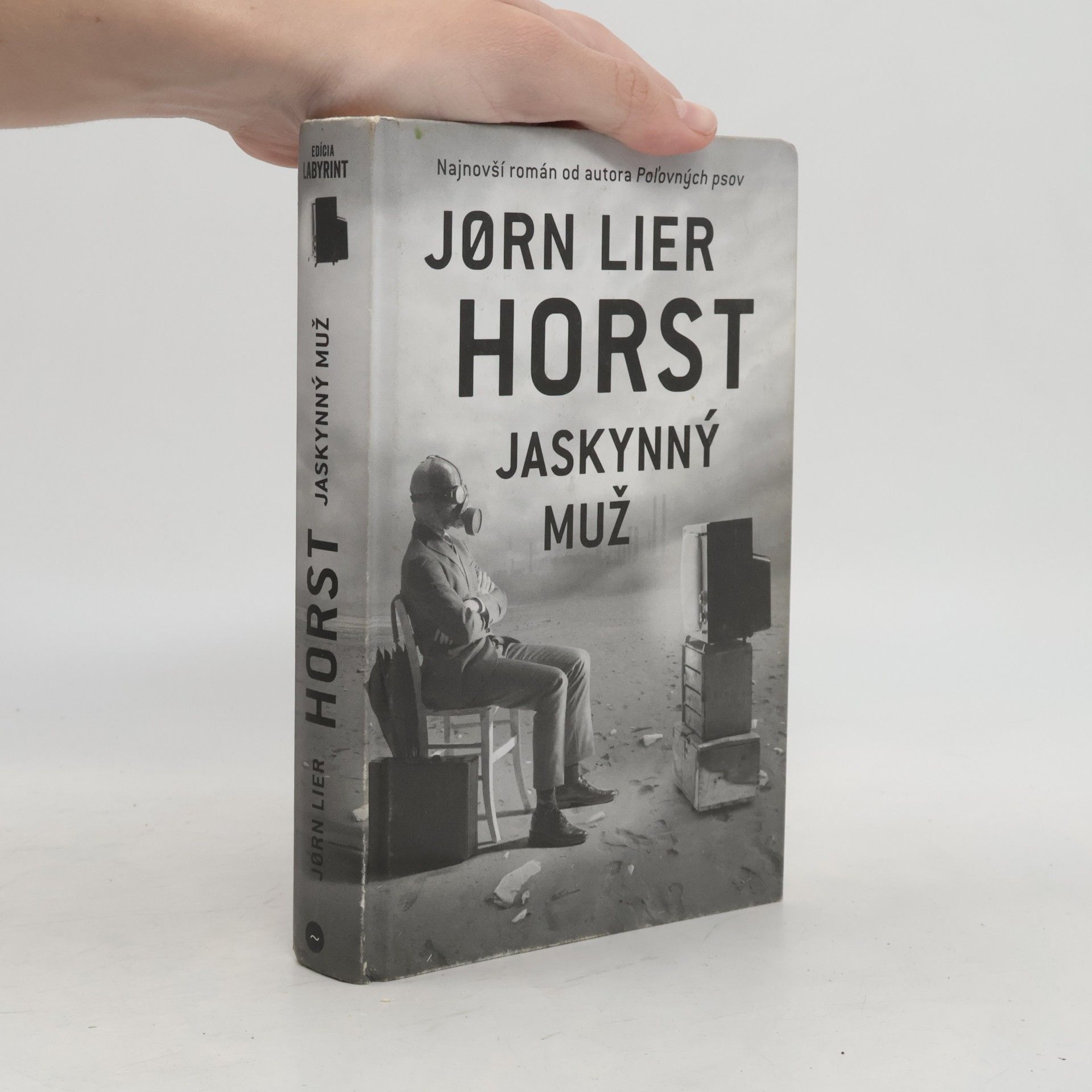 Jorn Lier Enger Thomas Horst Jaskynný muž