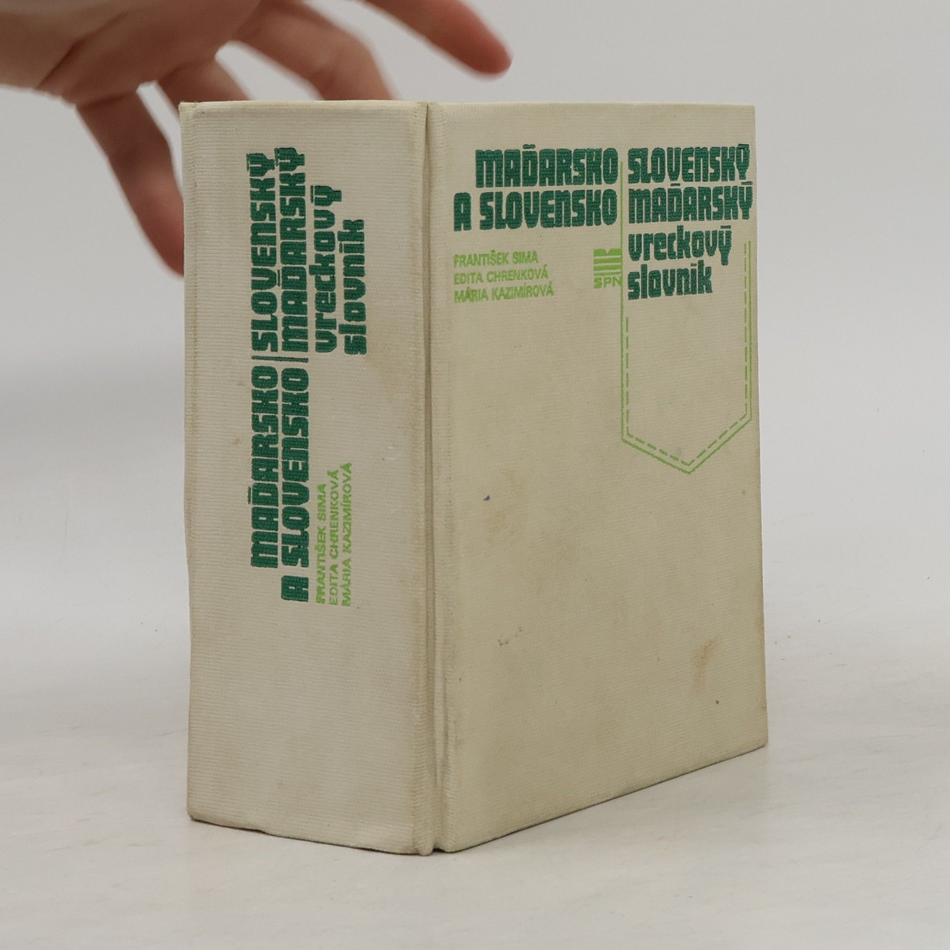 Autores varios Maďarsko-slovenský a slovensko-maďarský vreckový slovník