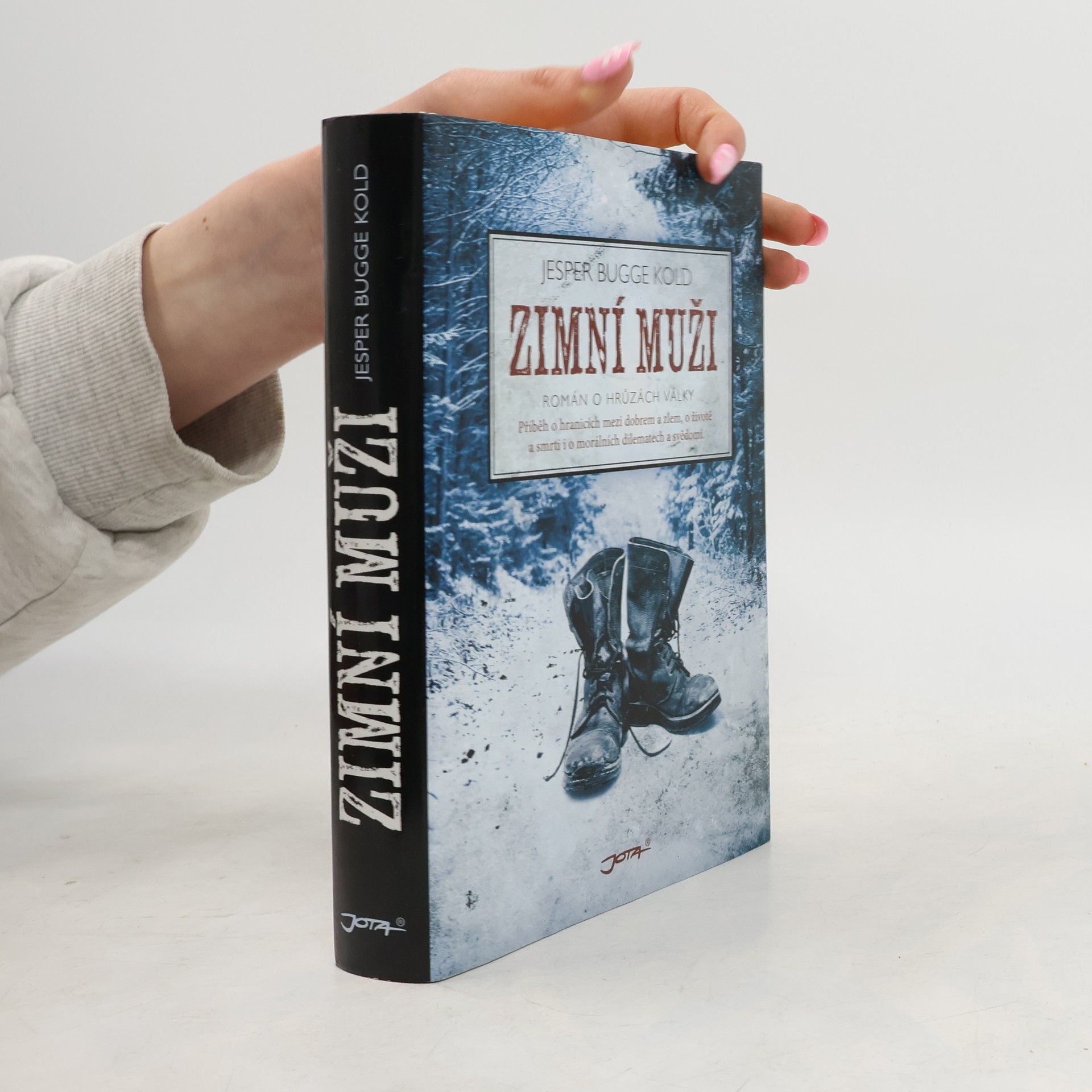 Zimní muži. Román o hrůzách války