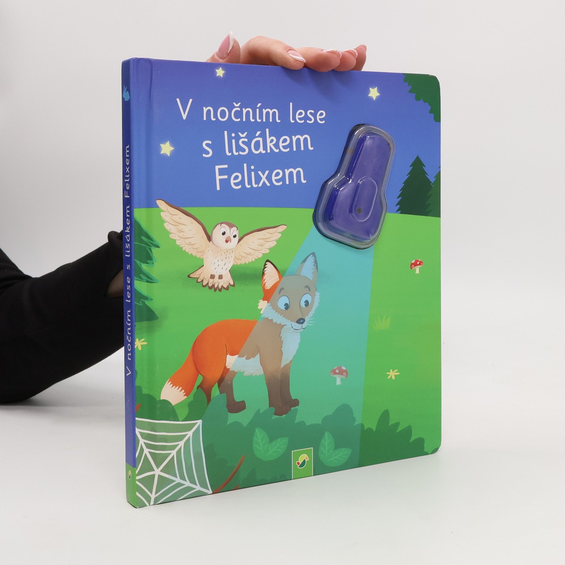 Amy Zhing V nočním lese s lišákem Felixem